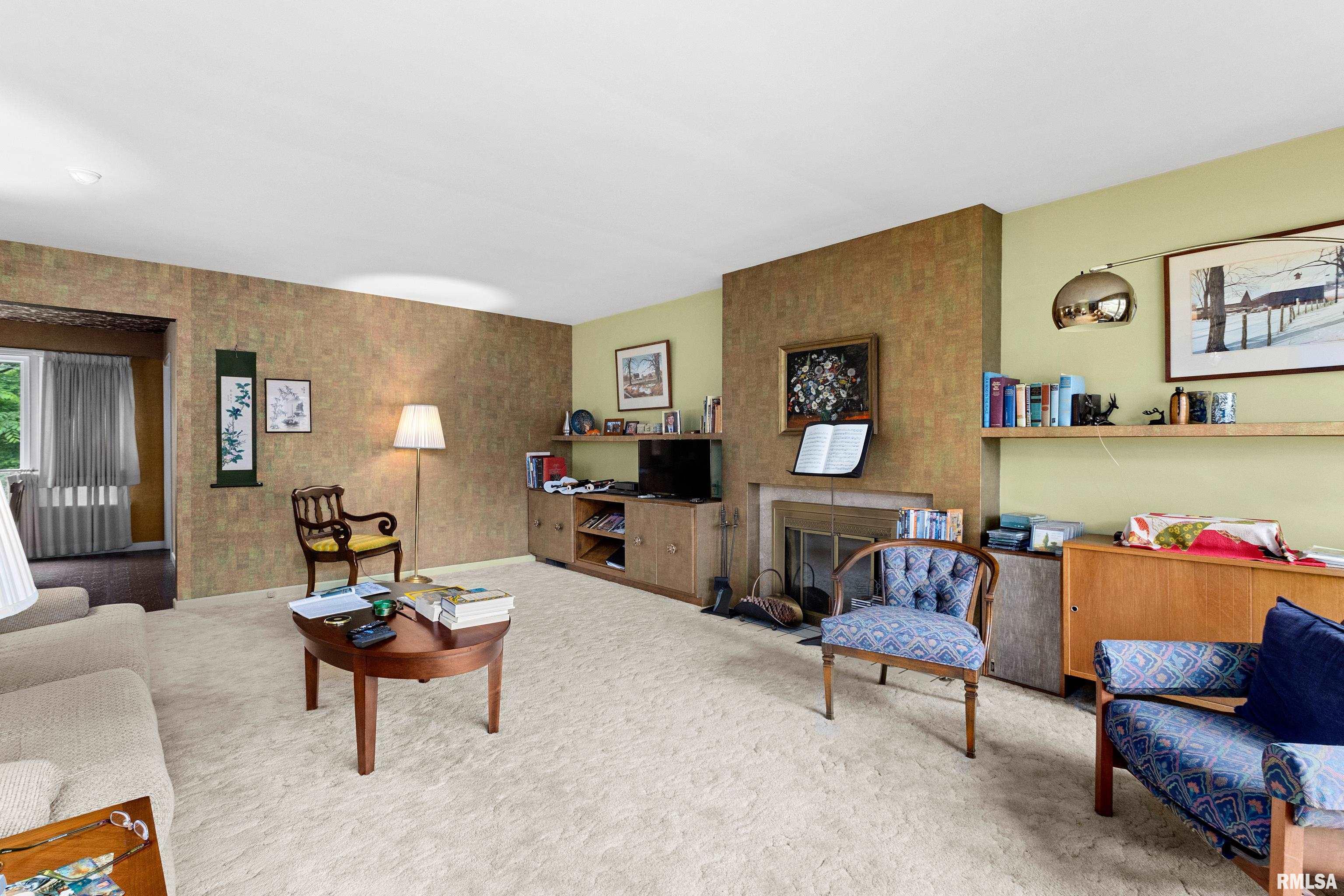 806 Fondulac Drive, East Peoria, Illinois image 4