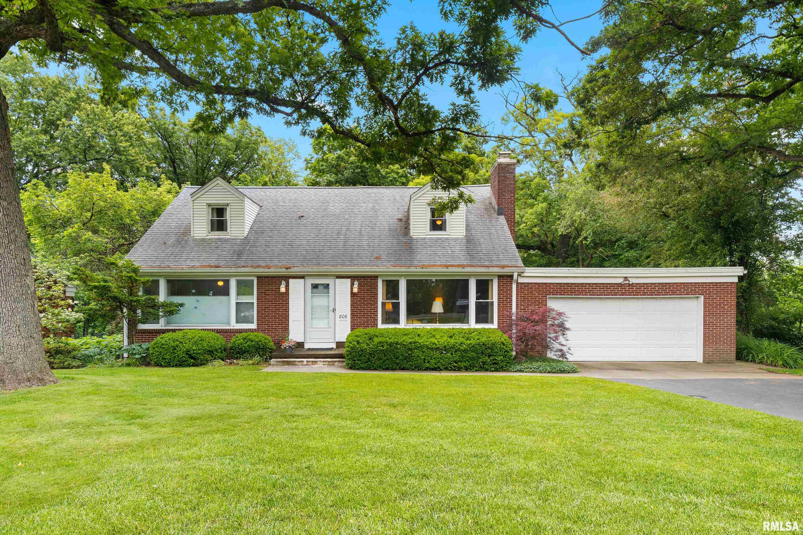 806 Fondulac Drive, East Peoria, Illinois image 1