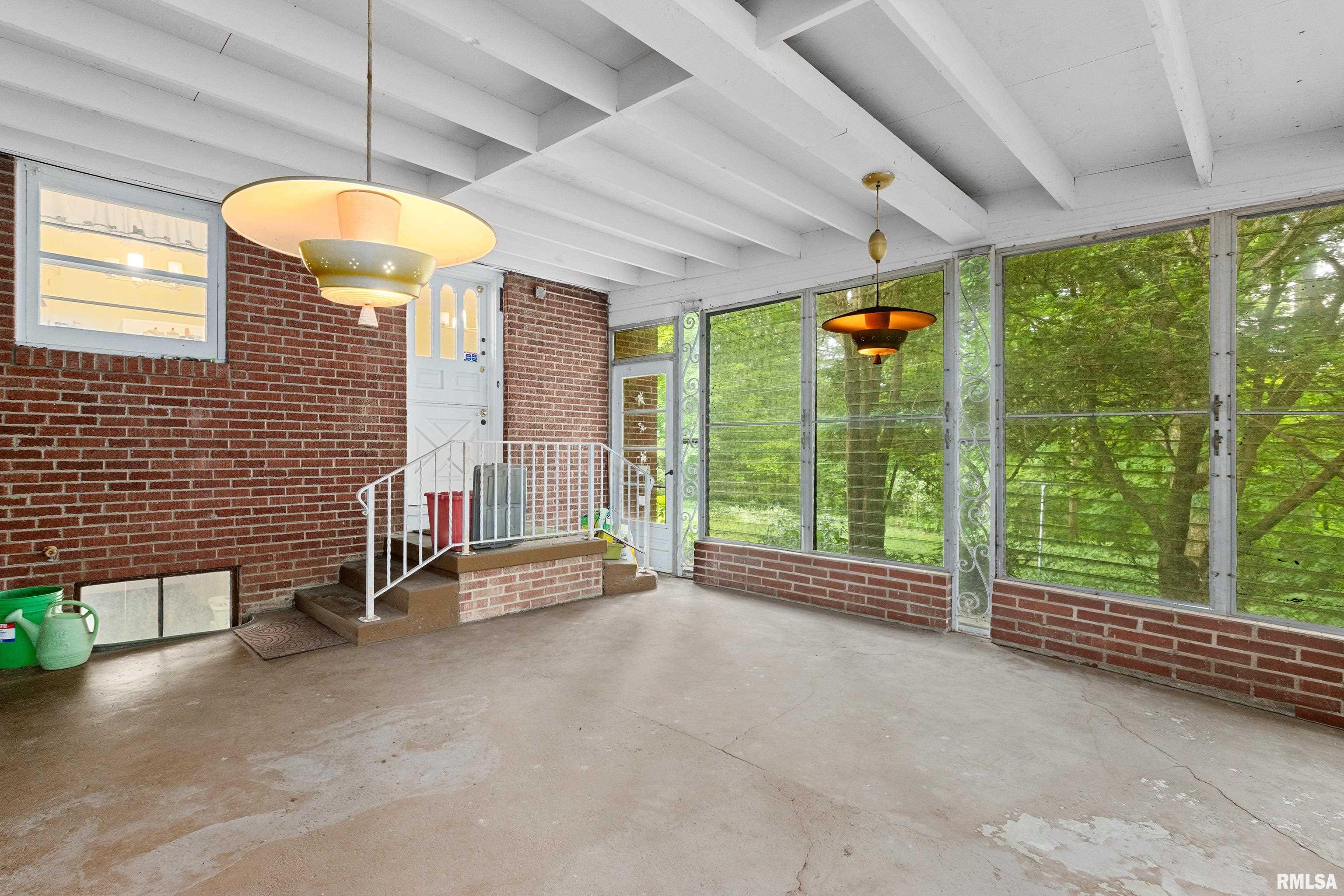 806 Fondulac Drive, East Peoria, Illinois image 33