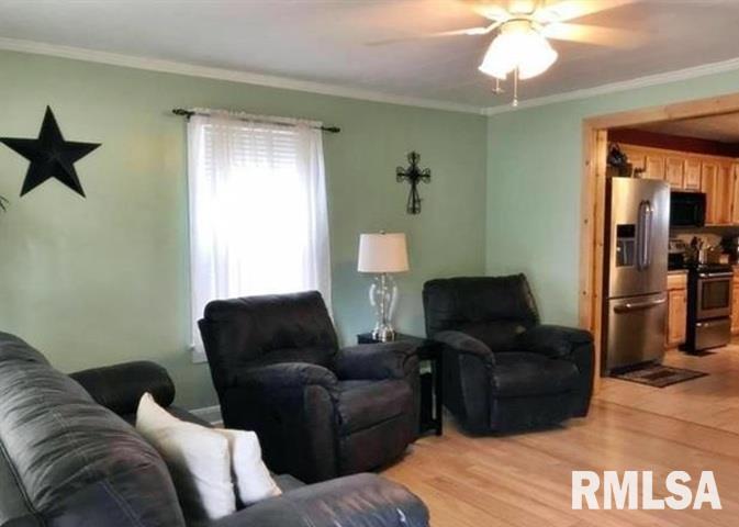807 E 5th Street, Metropolis, Illinois image 6