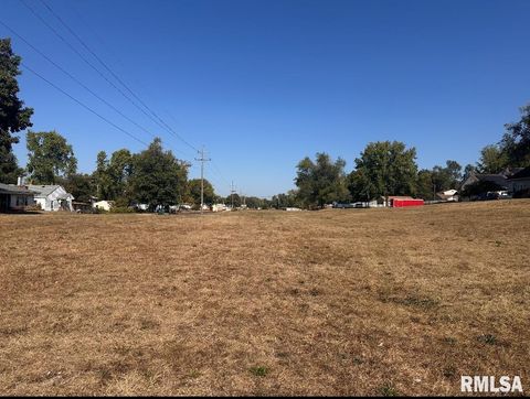 Vacant Land For Sale - Peoria Street<br/> Tazewell County, Pekin, IL 61554