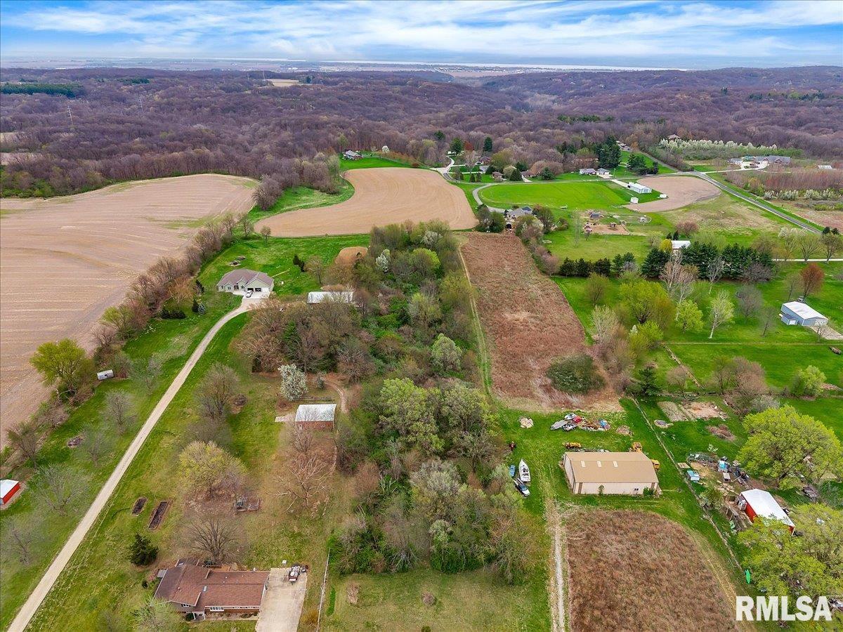 13422 N State Route 40, Dunlap, Illinois image 3