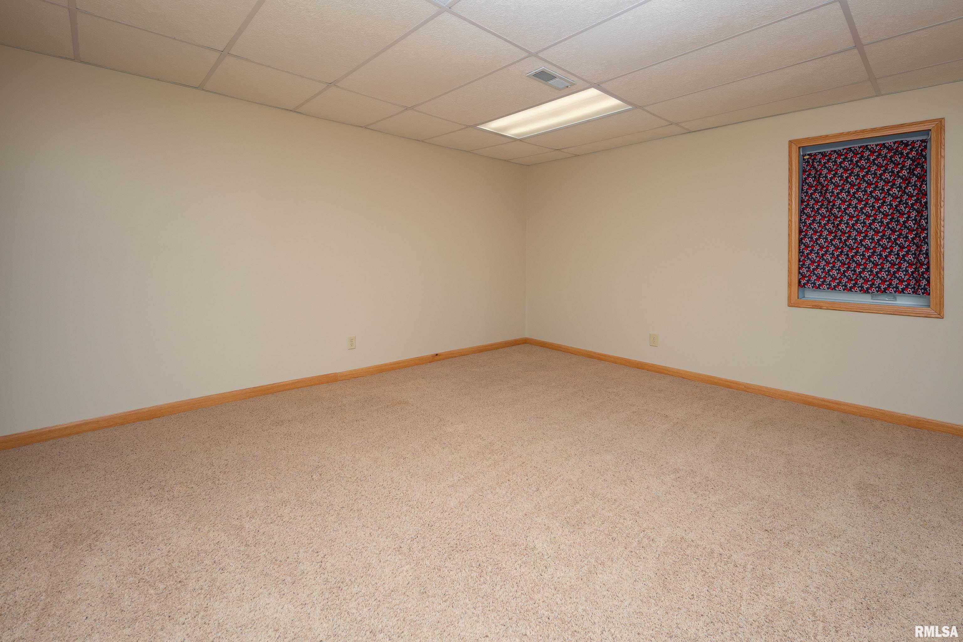 822 N 4th Street, Le Claire, Iowa image 20