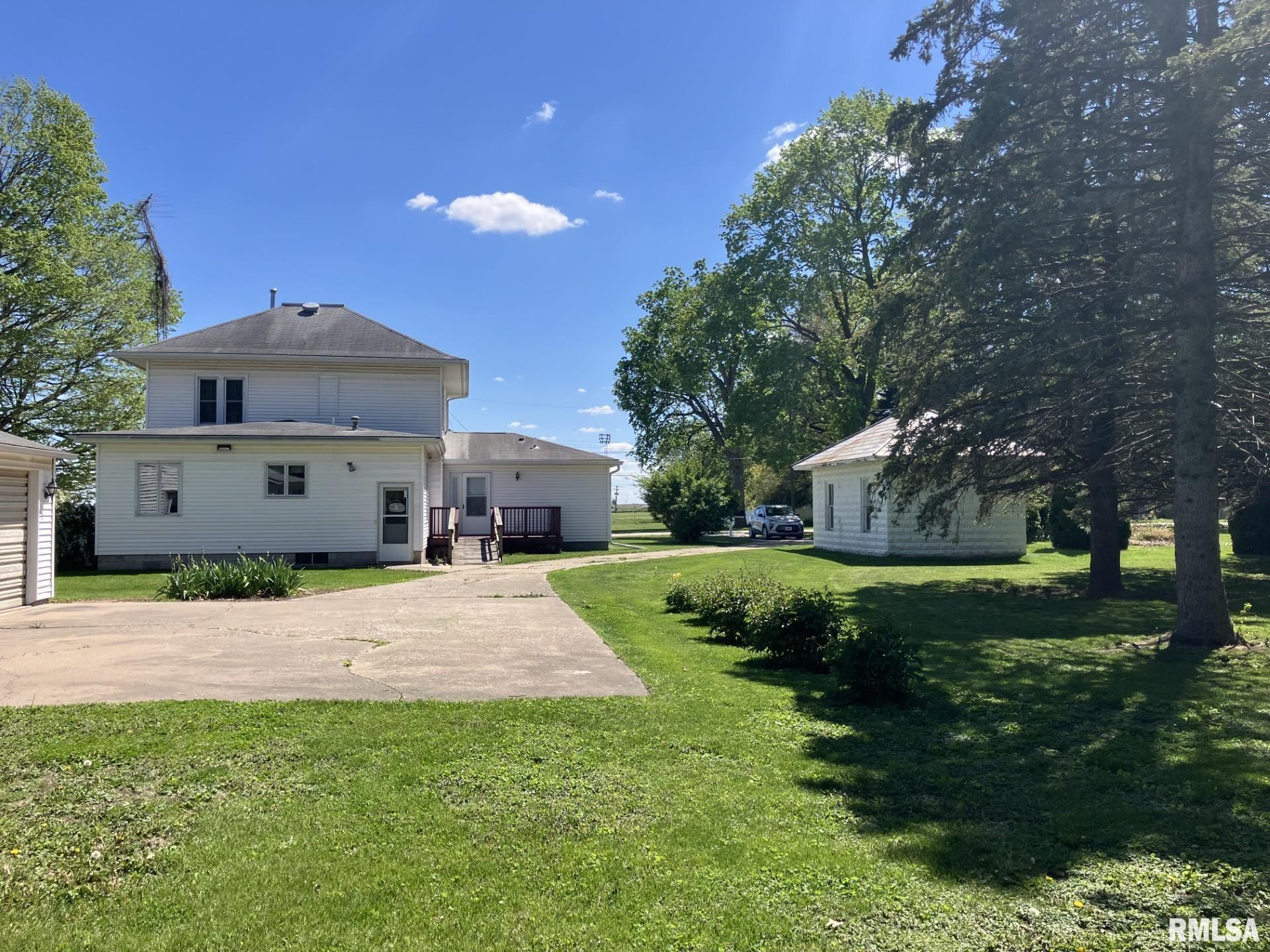 155 E Gossett Street, Roseville, Illinois image 5