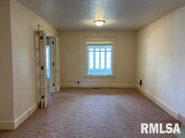 155 E Gossett Street, Roseville, Illinois image 31
