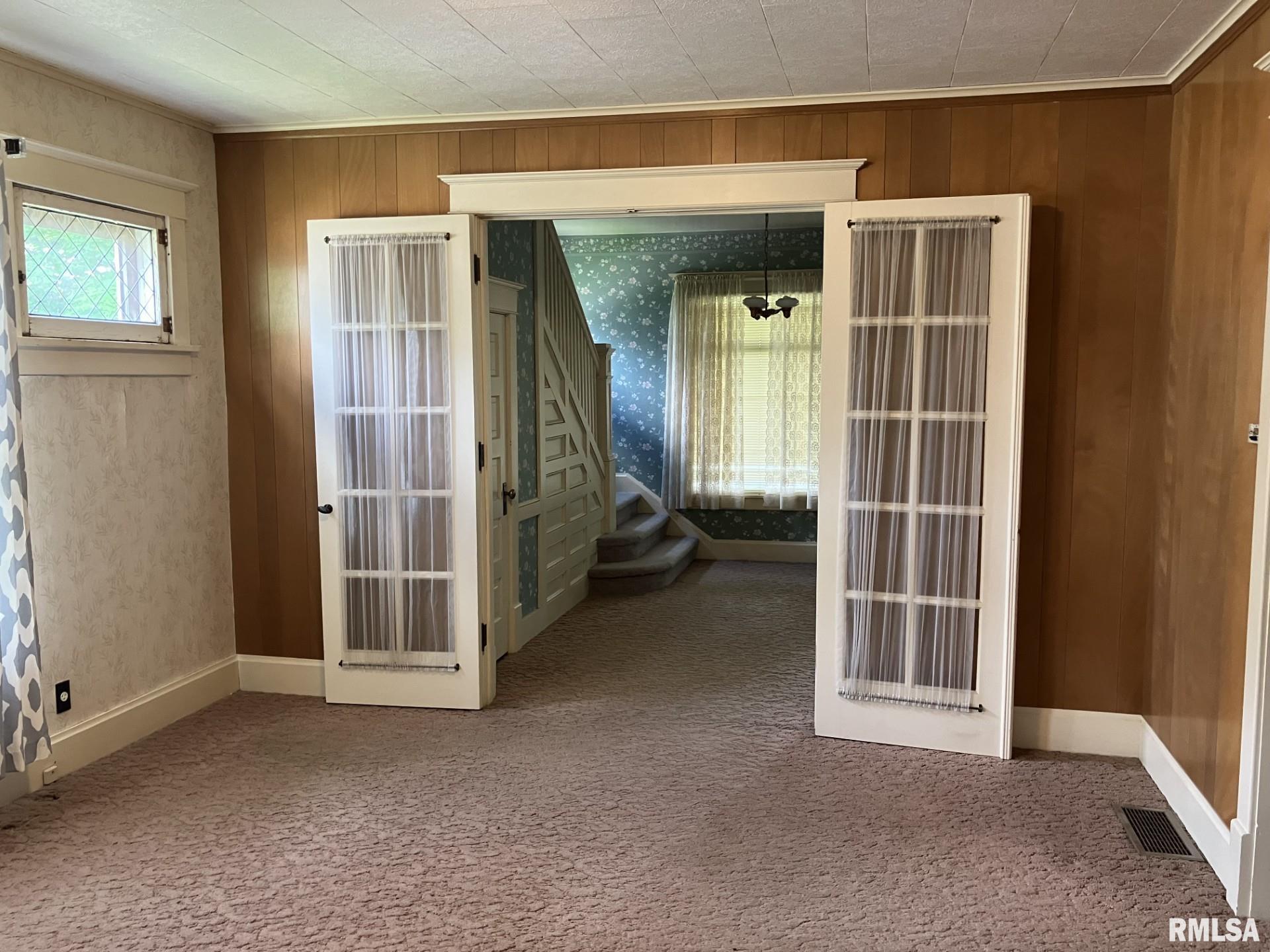 155 E Gossett Street, Roseville, Illinois image 17