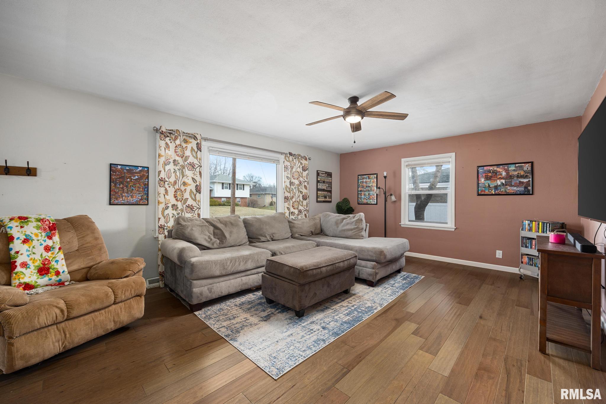 2724 W Parkridge Avenue, Peoria, Illinois image 4