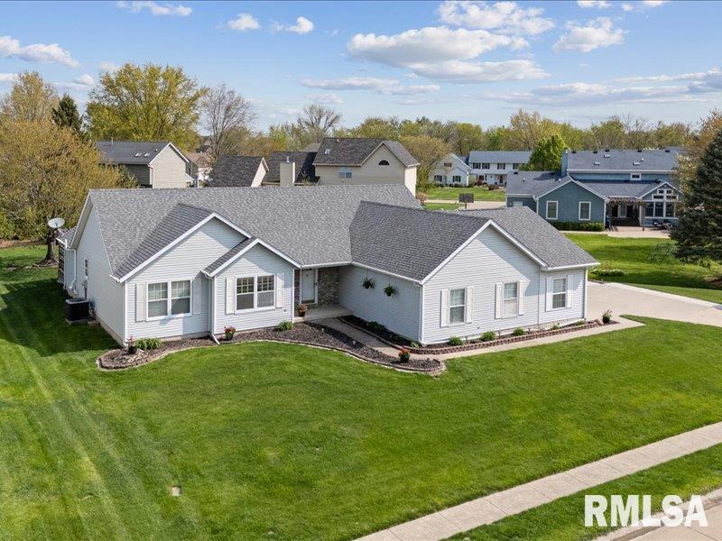 3928 E 61st Boulevard, Davenport, Iowa image 2