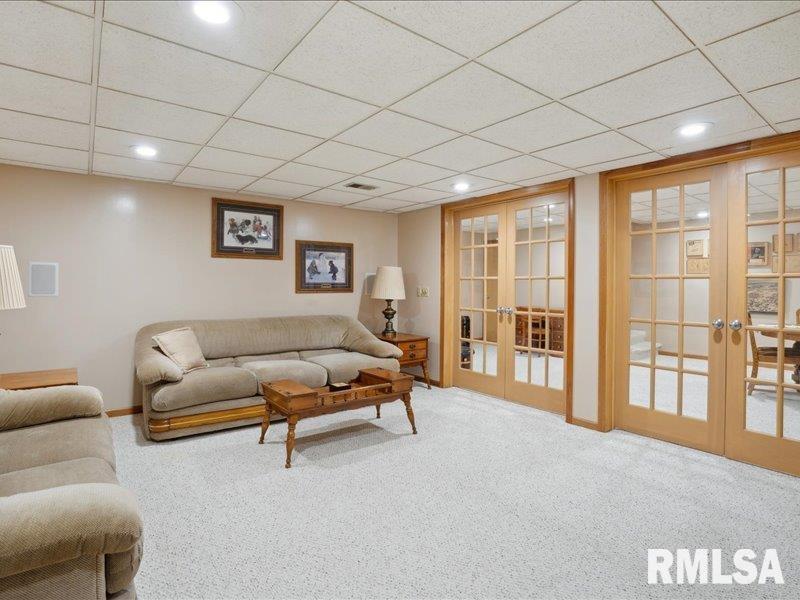 3928 E 61st Boulevard, Davenport, Iowa image 22