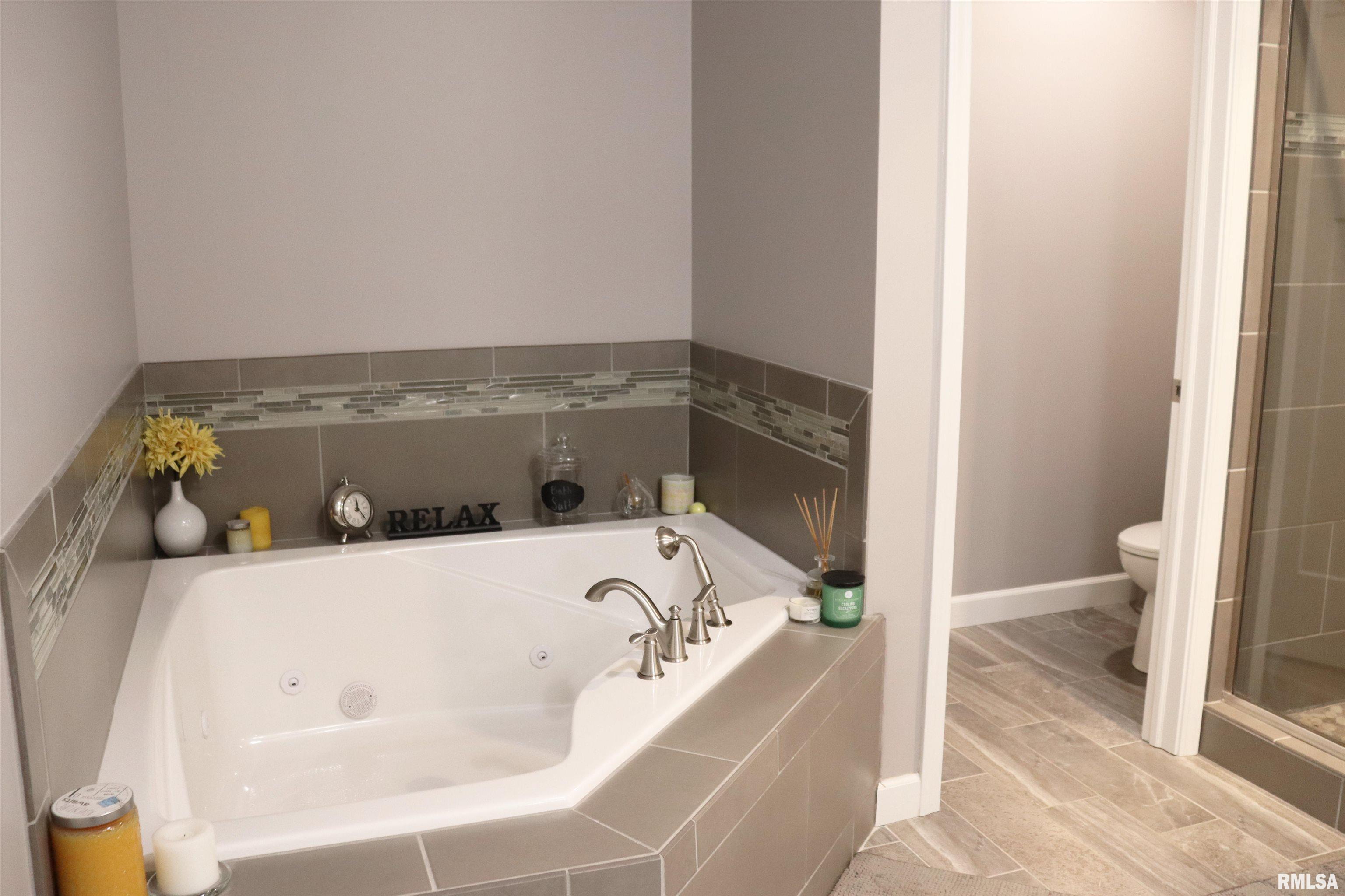 1709 Rustic Oak Drive, Washington, Illinois image 33