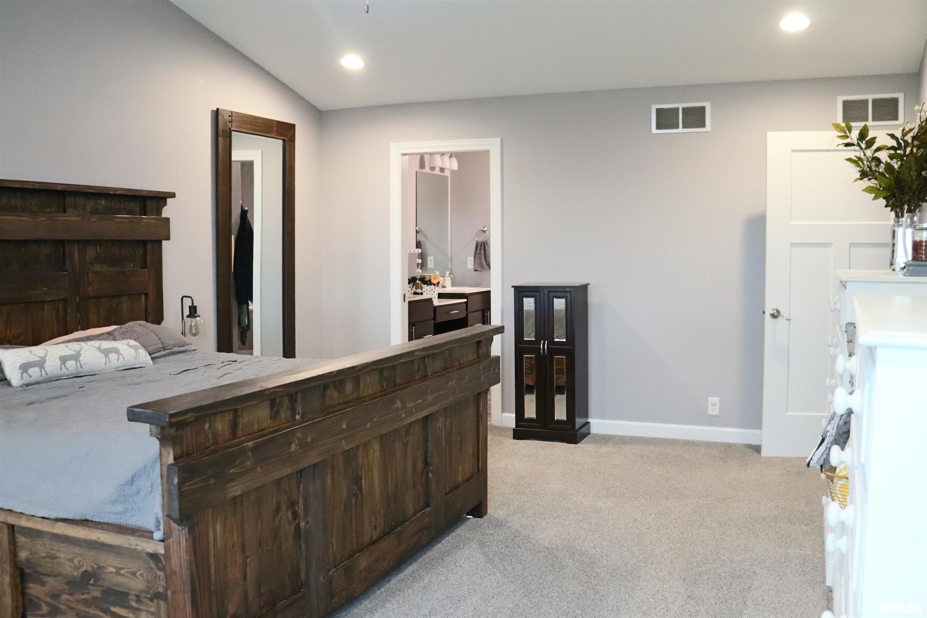 1709 Rustic Oak Drive, Washington, Illinois image 27