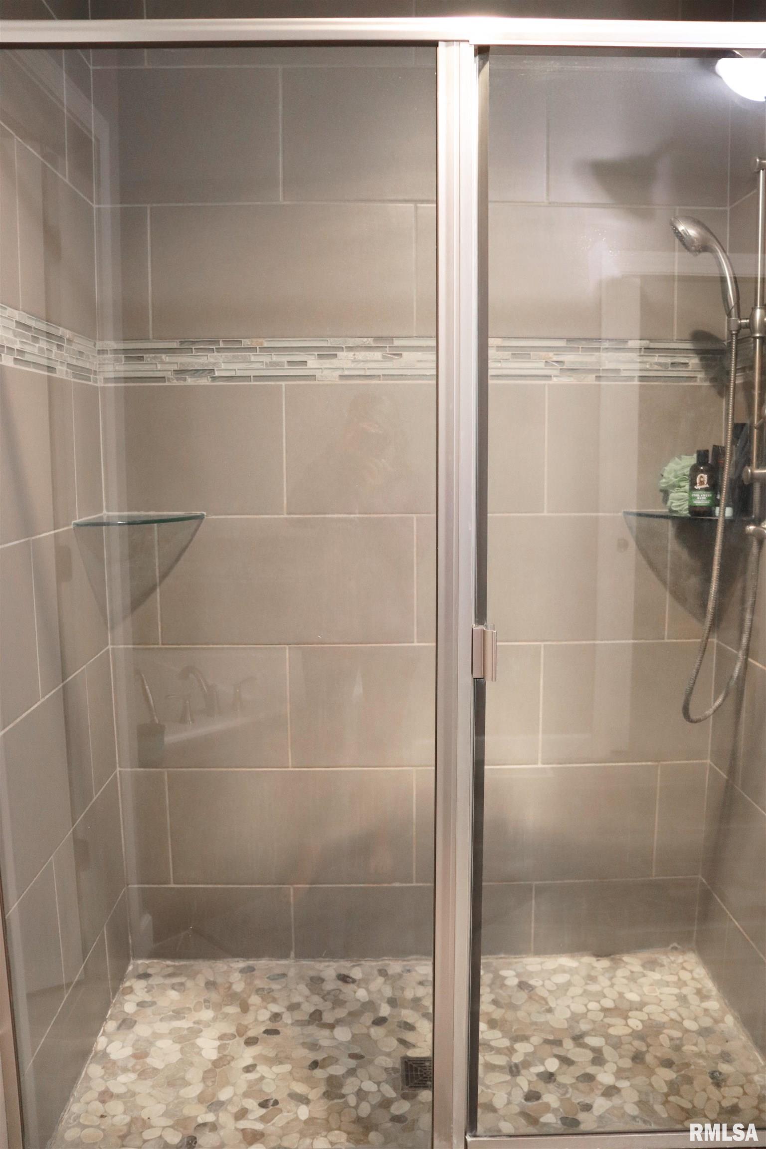 1709 Rustic Oak Drive, Washington, Illinois image 35
