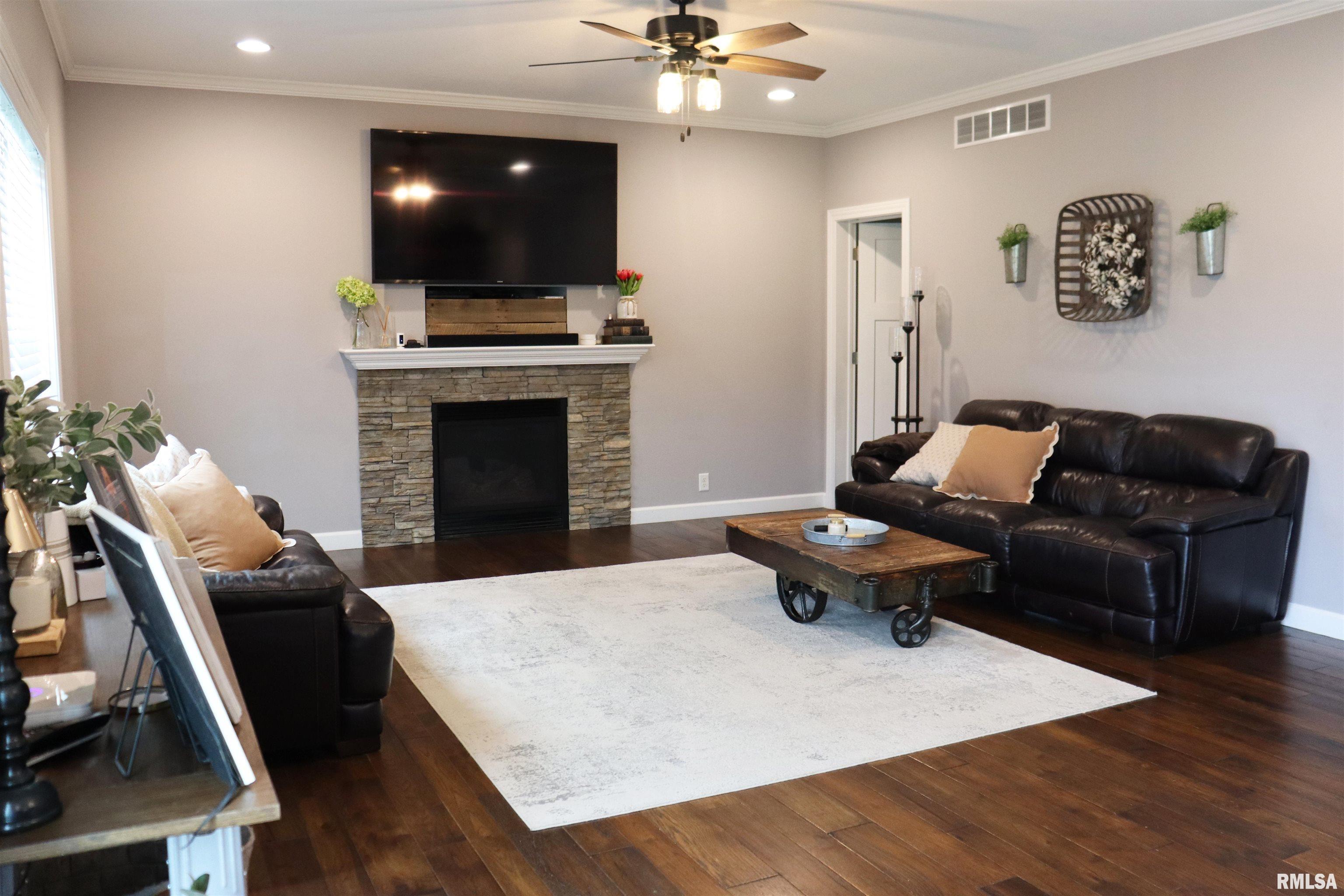 1709 Rustic Oak Drive, Washington, Illinois image 21