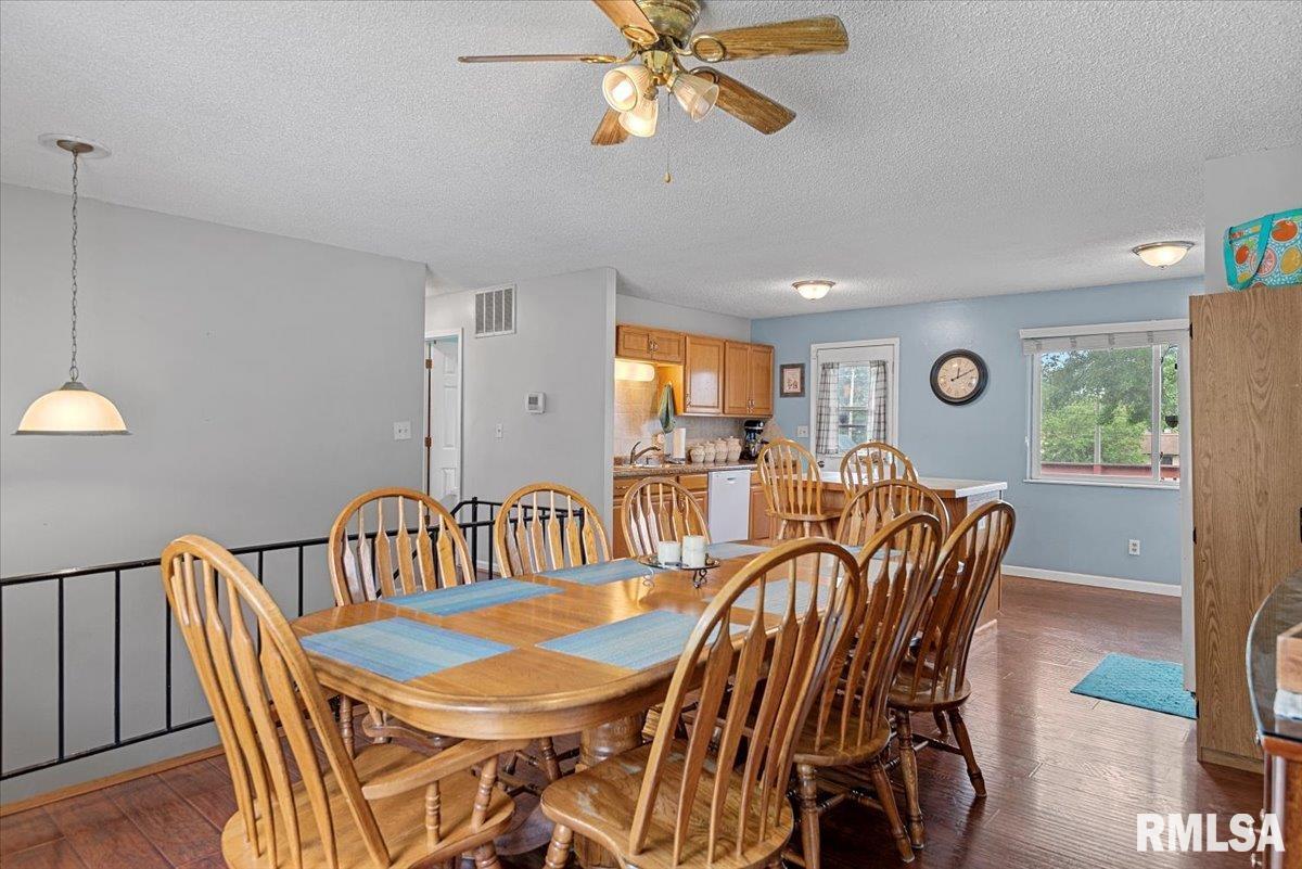26 Groton Drive, Springfield, Illinois image 7