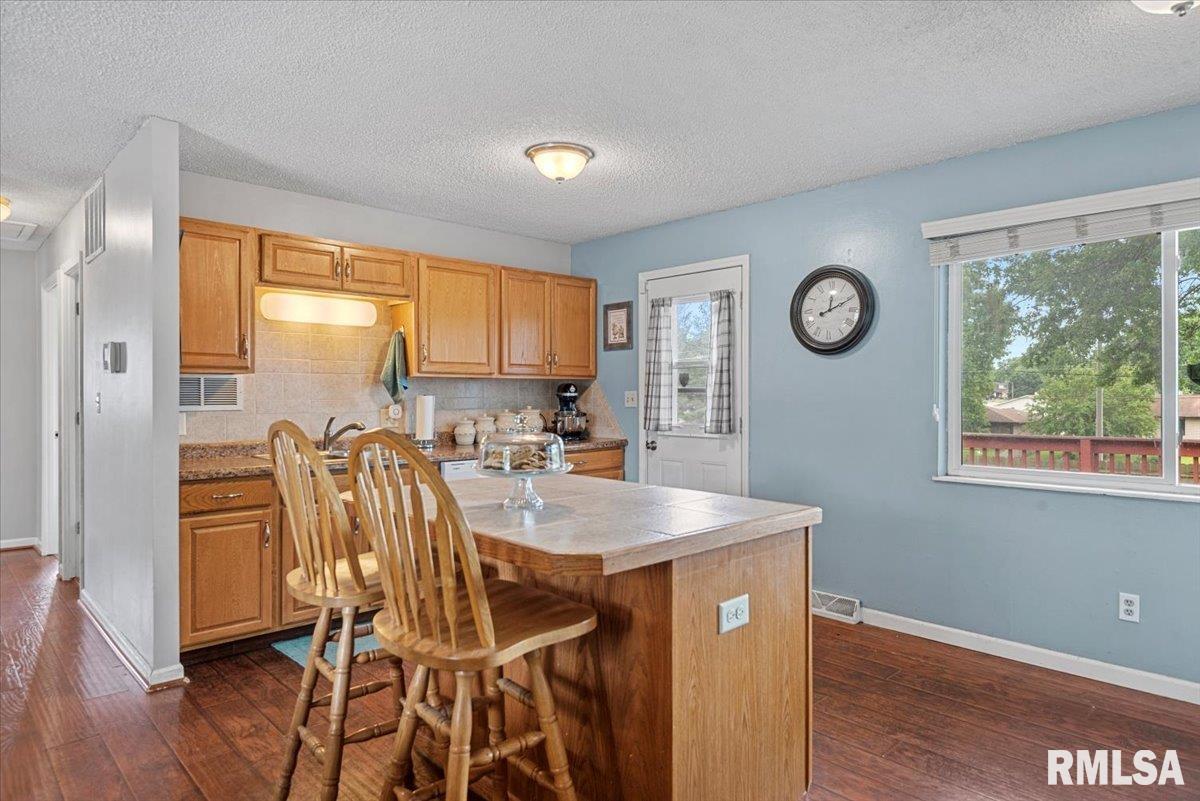 26 Groton Drive, Springfield, Illinois image 8