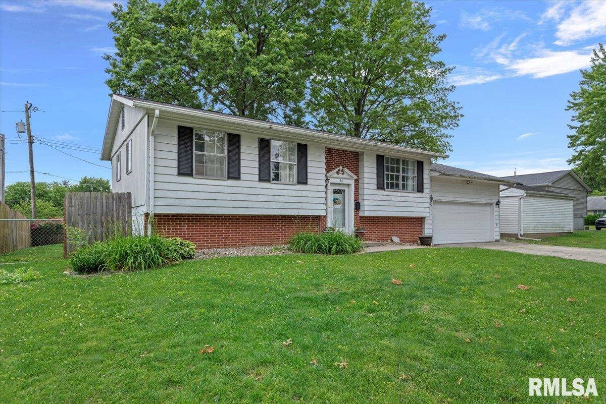 26 Groton Drive, Springfield, Illinois image 2