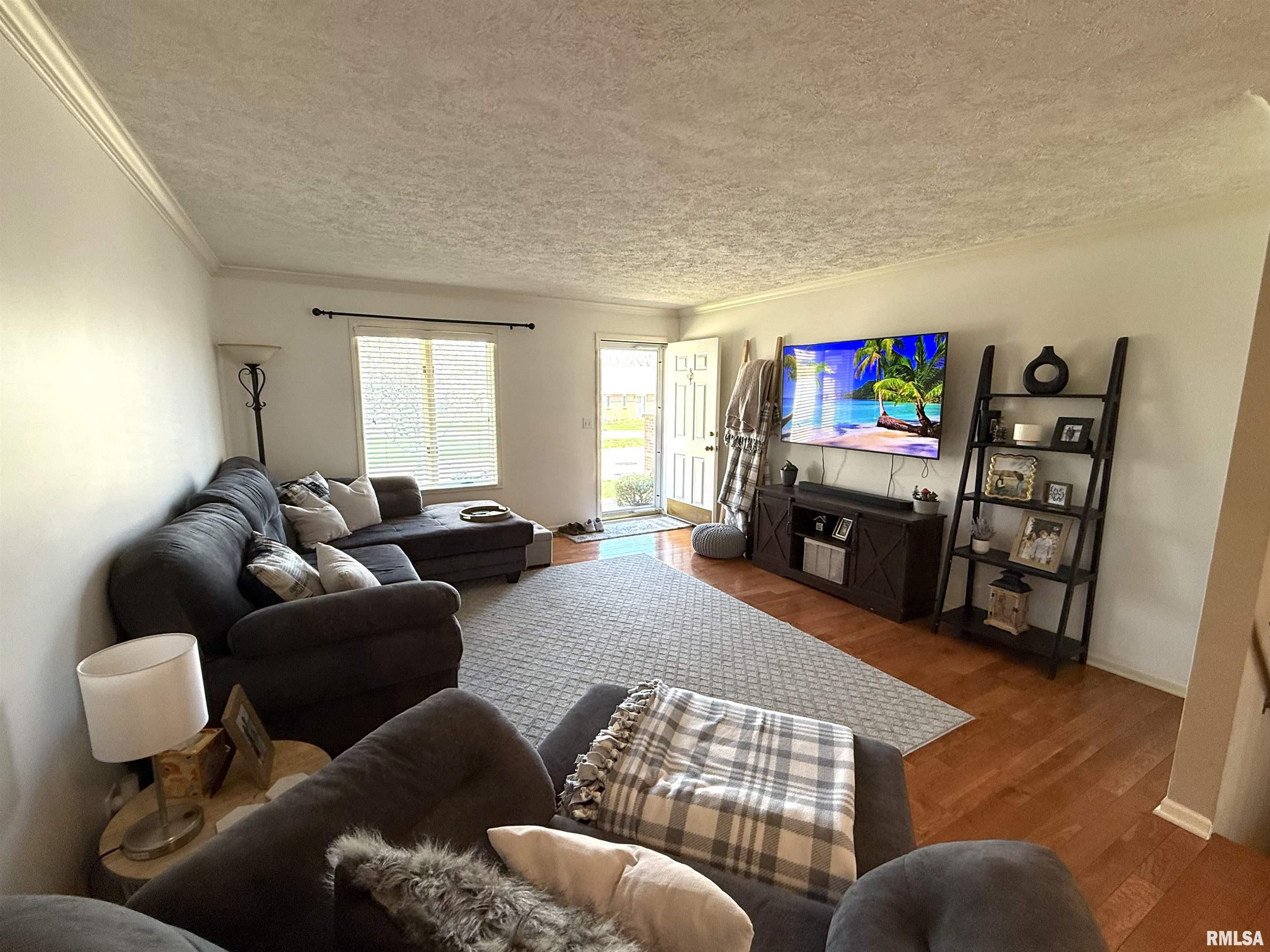 104 W Waterford Drive, Quincy, Illinois image 7
