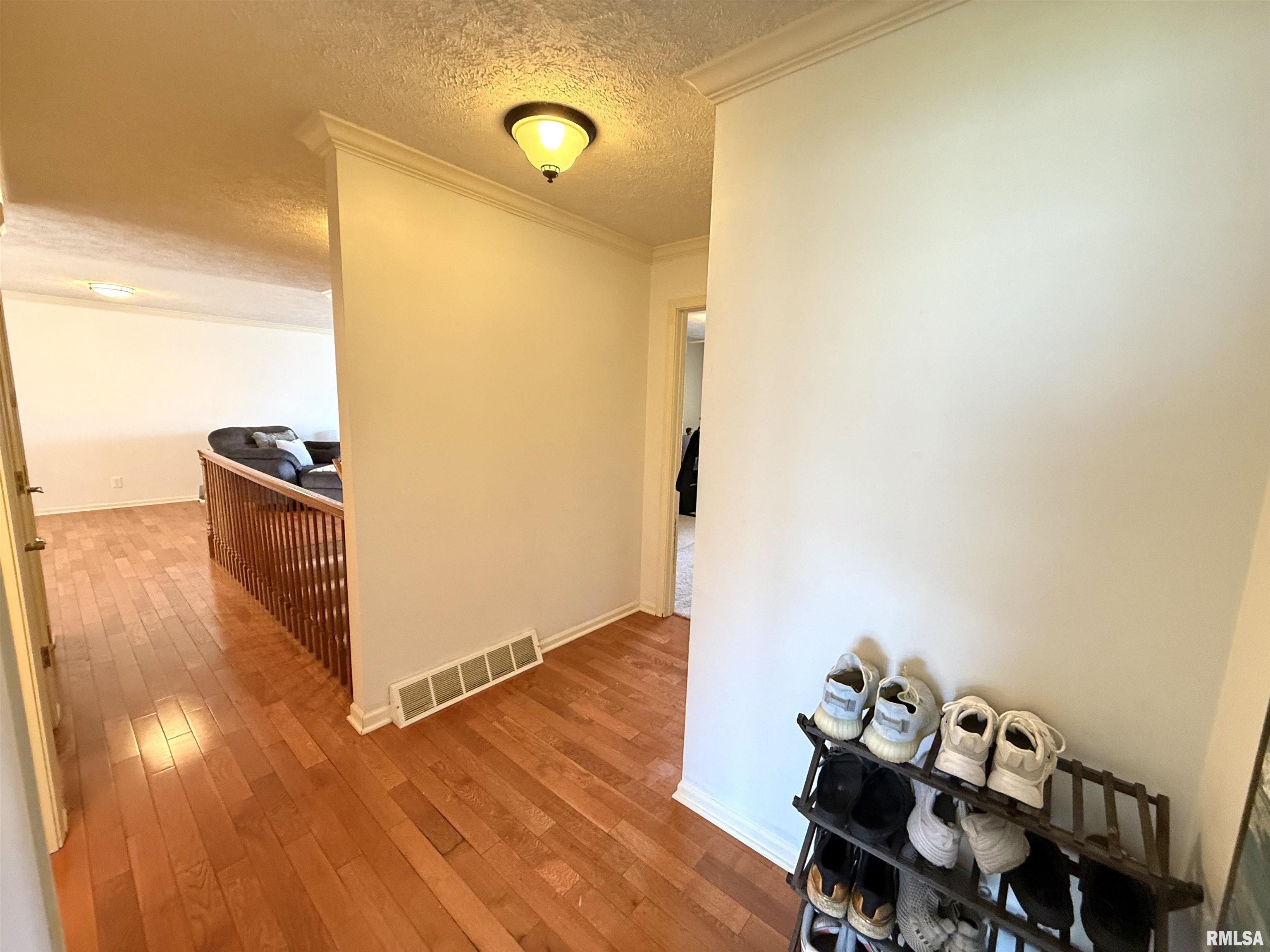 104 W Waterford Drive, Quincy, Illinois image 15