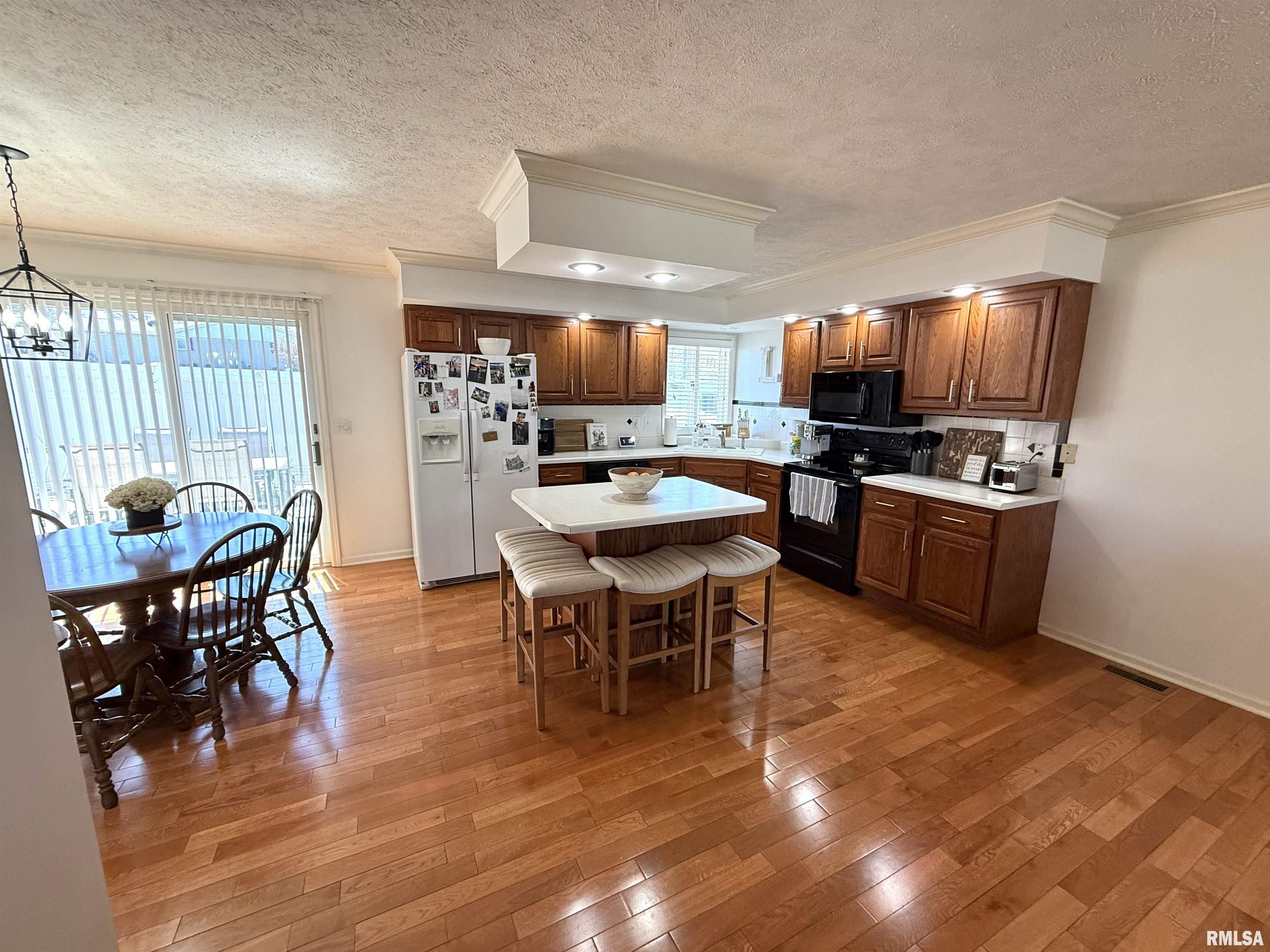104 W Waterford Drive, Quincy, Illinois image 11