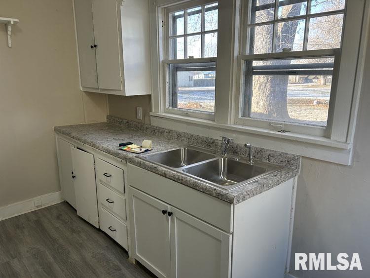 307 Ehrett Street, Creve Coeur, Illinois image 5