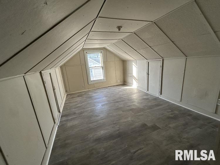 307 Ehrett Street, Creve Coeur, Illinois image 9