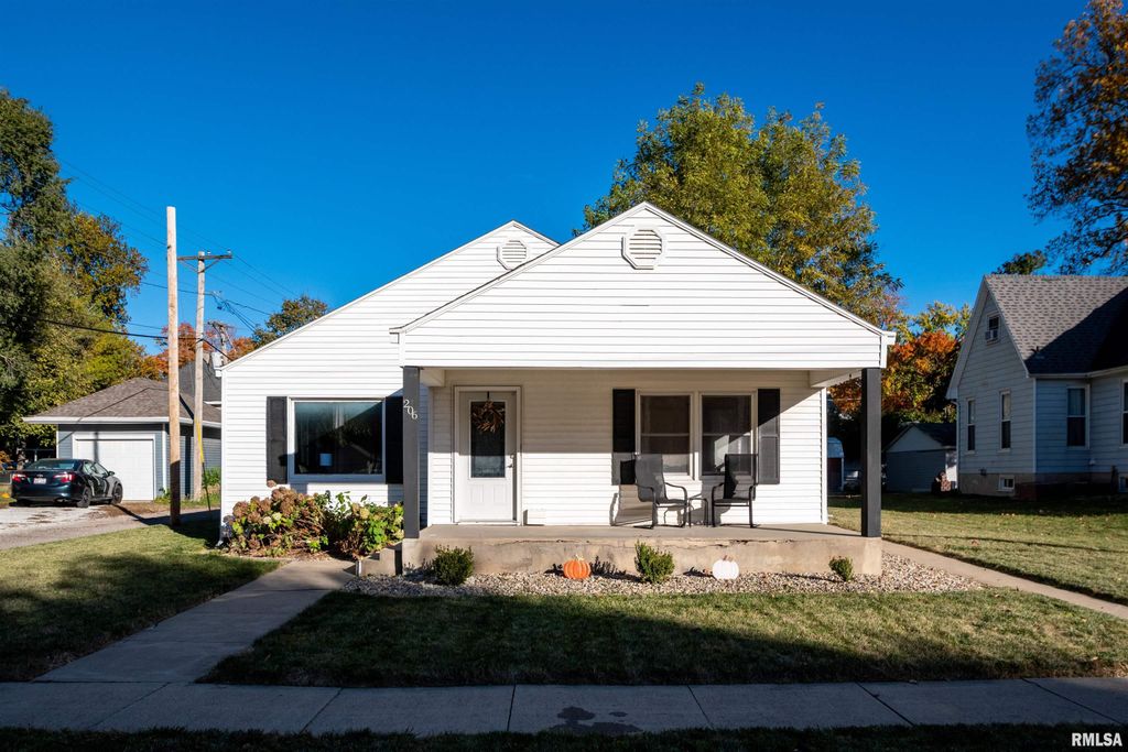 Photo of 206 N MINIER Avenue, Minier, IL 61759 (MLS # PA1261935)