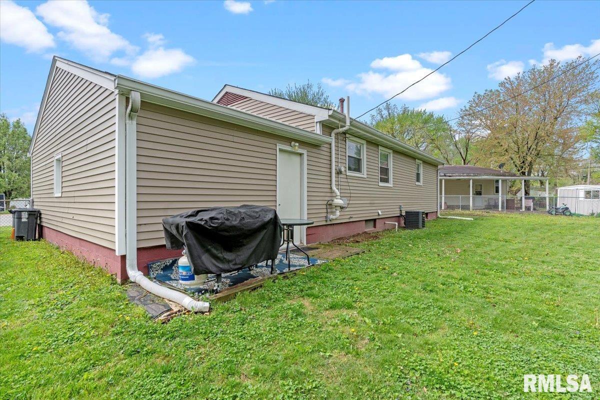2433 Sussex Road, Springfield, Illinois image 28