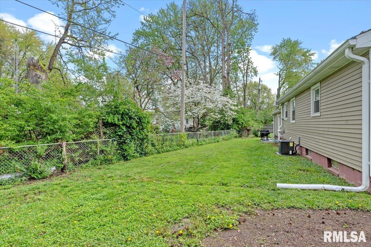 2433 Sussex Road, Springfield, Illinois image 30