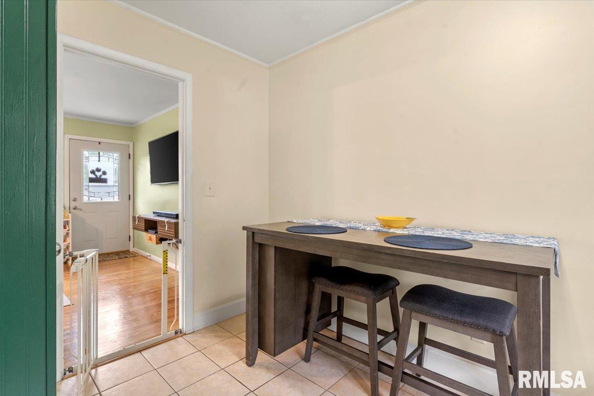 2433 Sussex Road, Springfield, Illinois image 11
