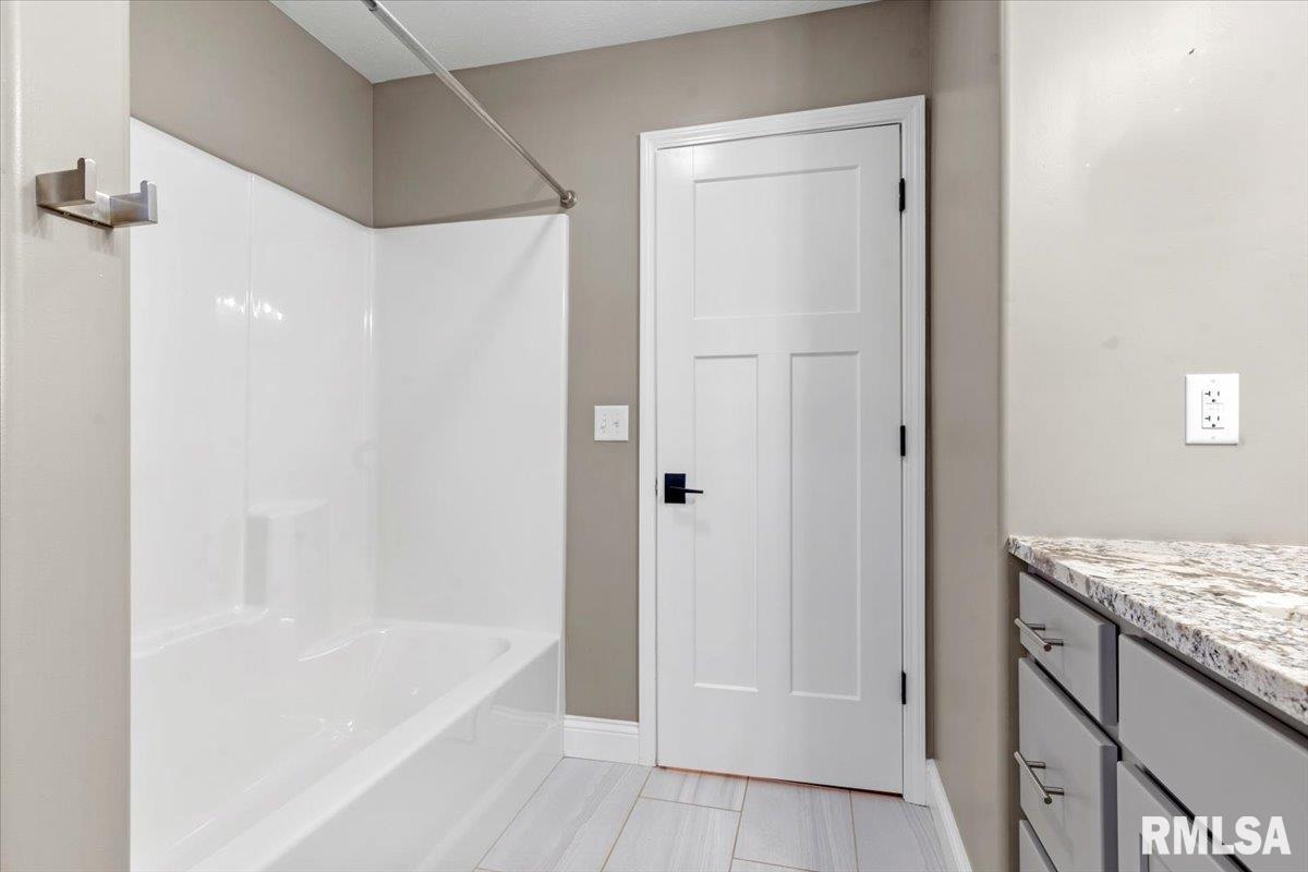 2801 Rutherford Trek, Springfield, Illinois image 27