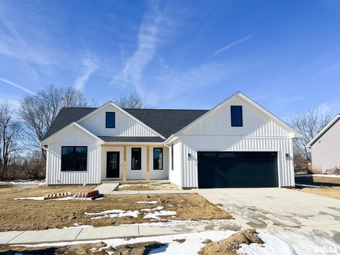 Homes For Sale - 1213 Parkview Drive<br/> Woodford County, Eureka, IL 61530