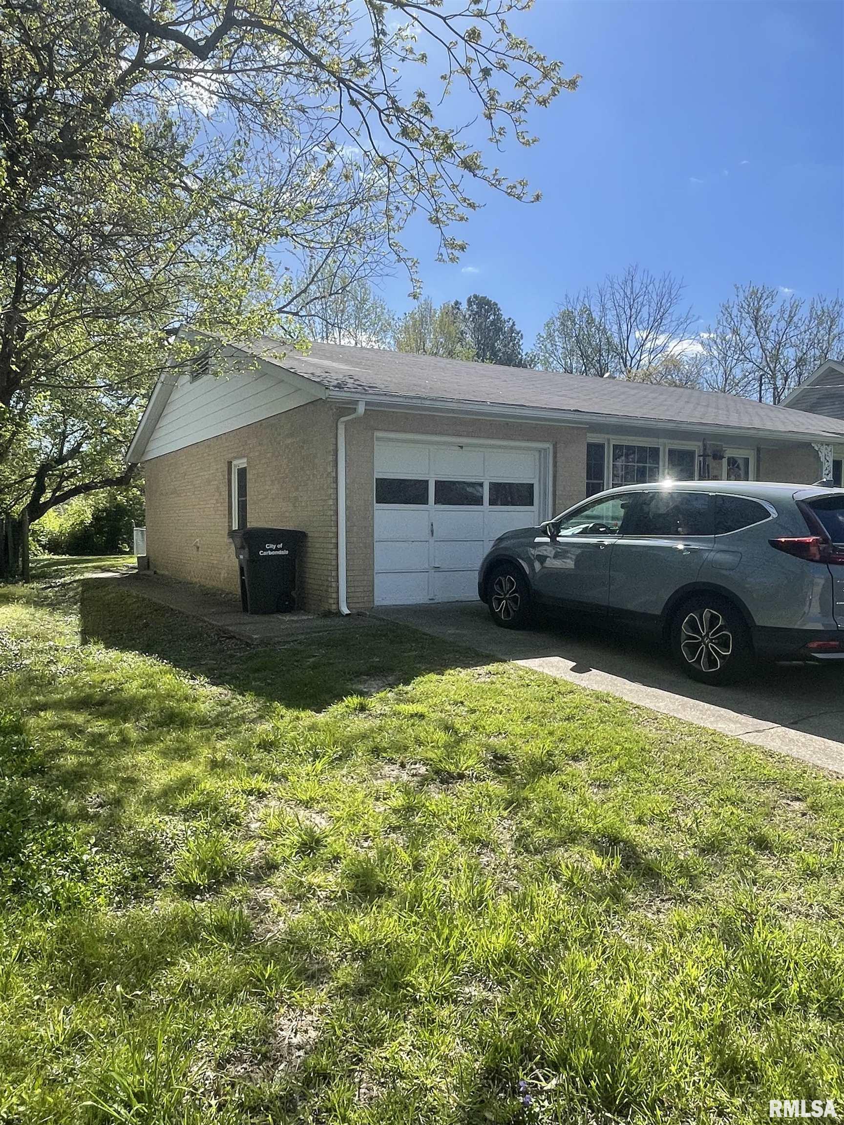 511 N Springer Street, Carbondale, Illinois image 37