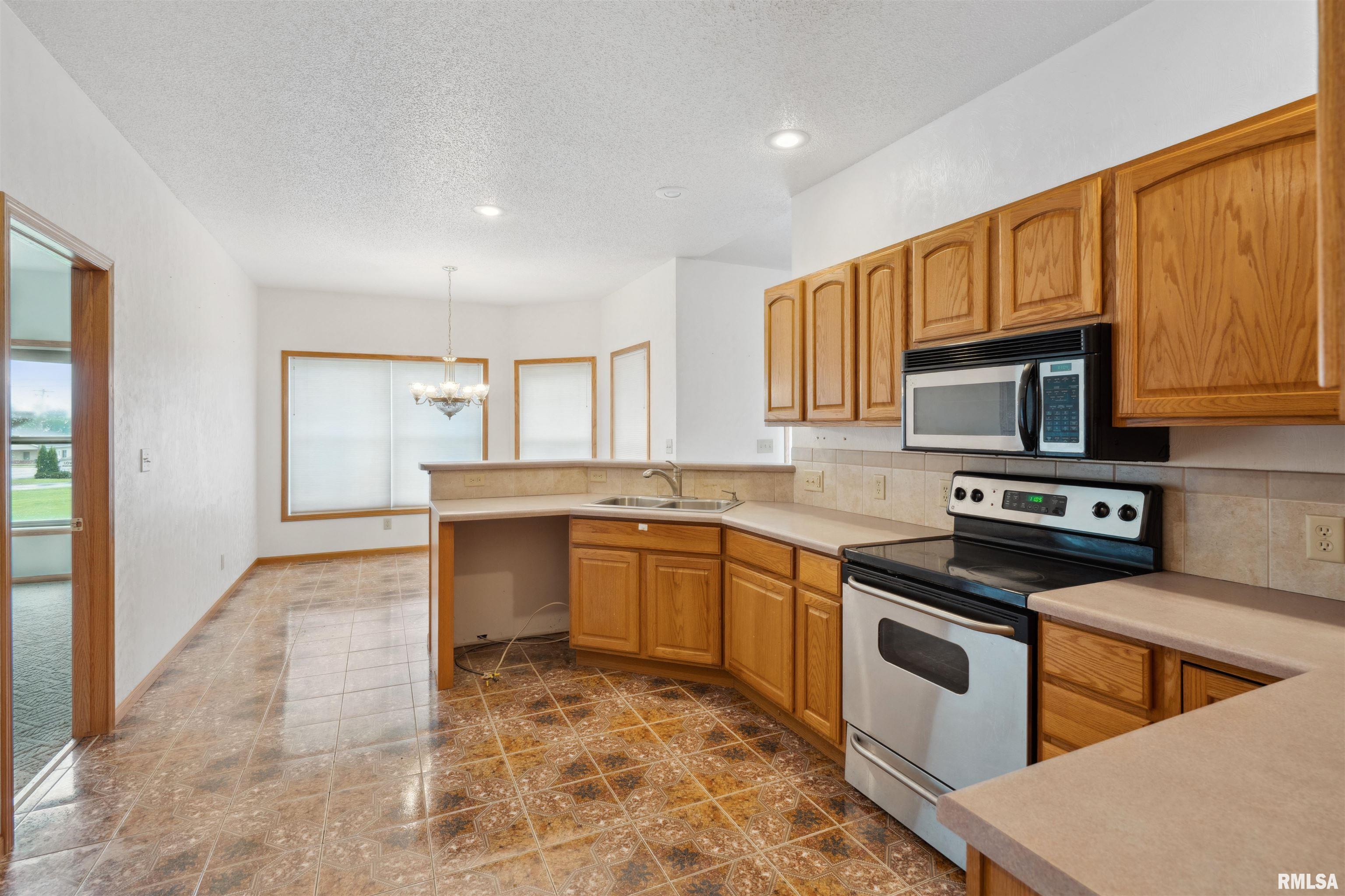 805 Mckinley Avenue, Lowden, Iowa image 8