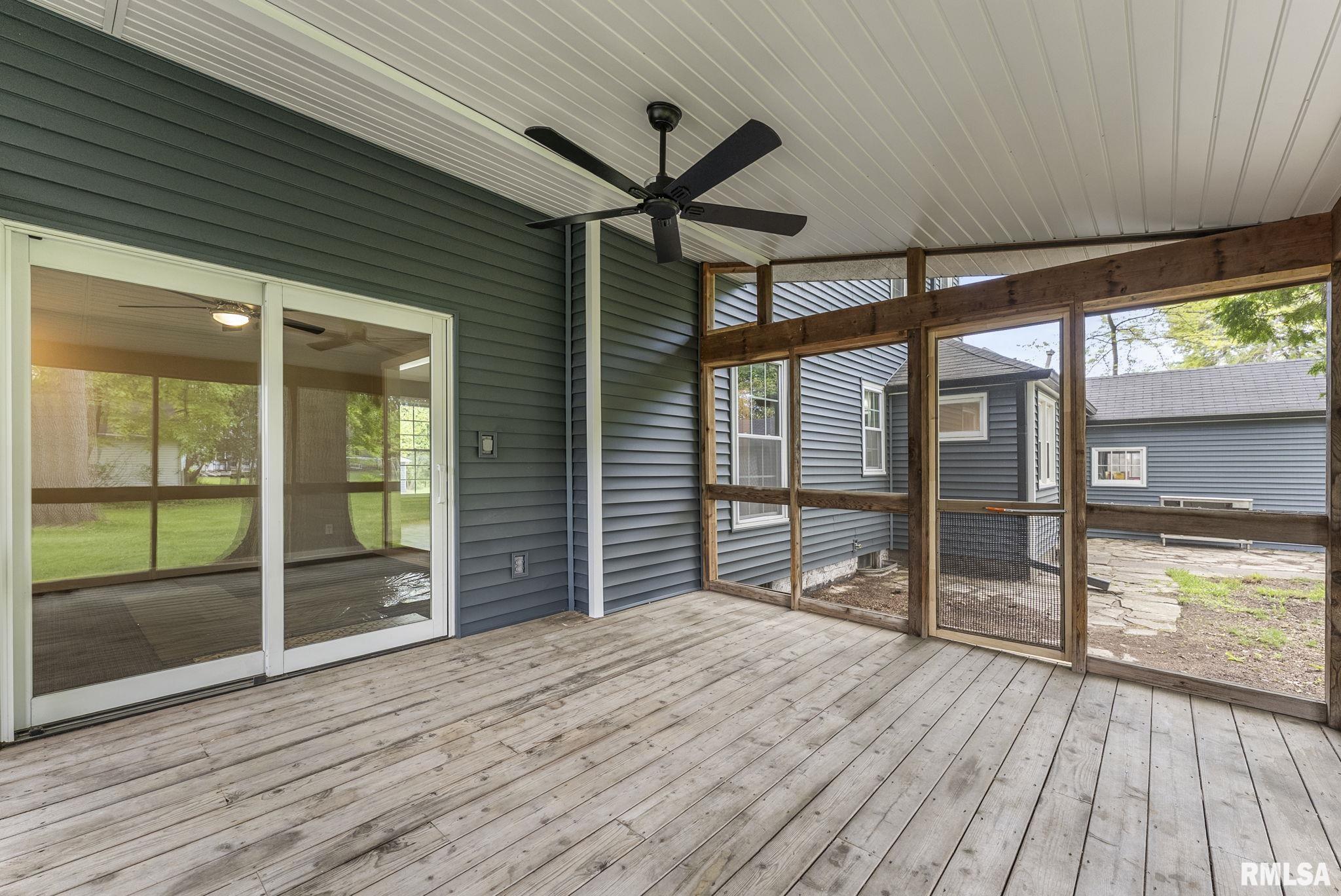 1606 Coffelt Avenue, Davenport, Iowa image 11