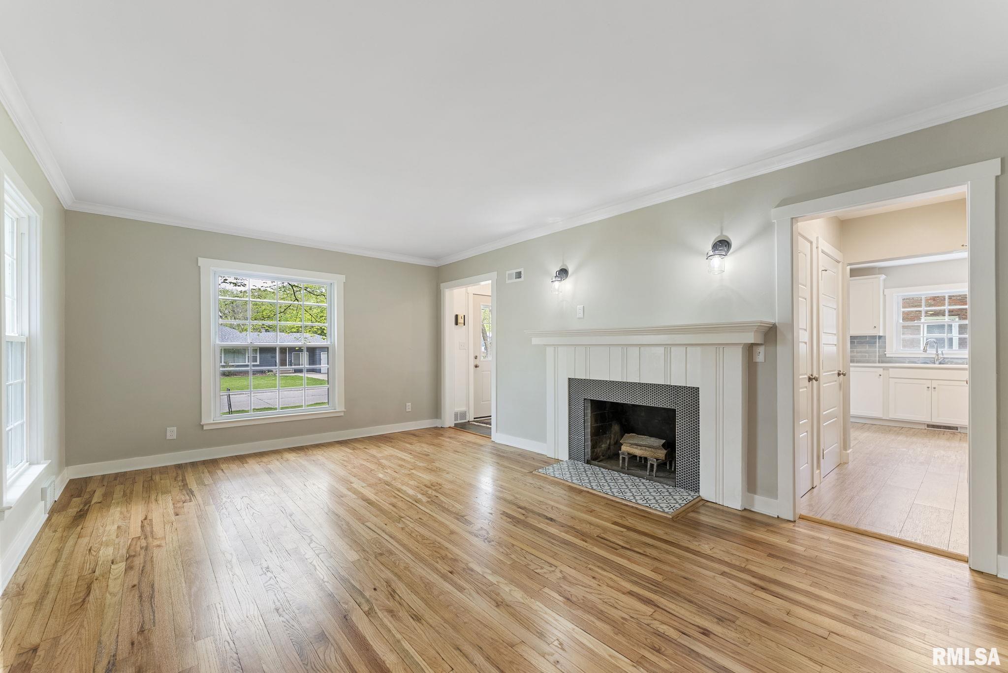 1606 Coffelt Avenue, Davenport, Iowa image 6