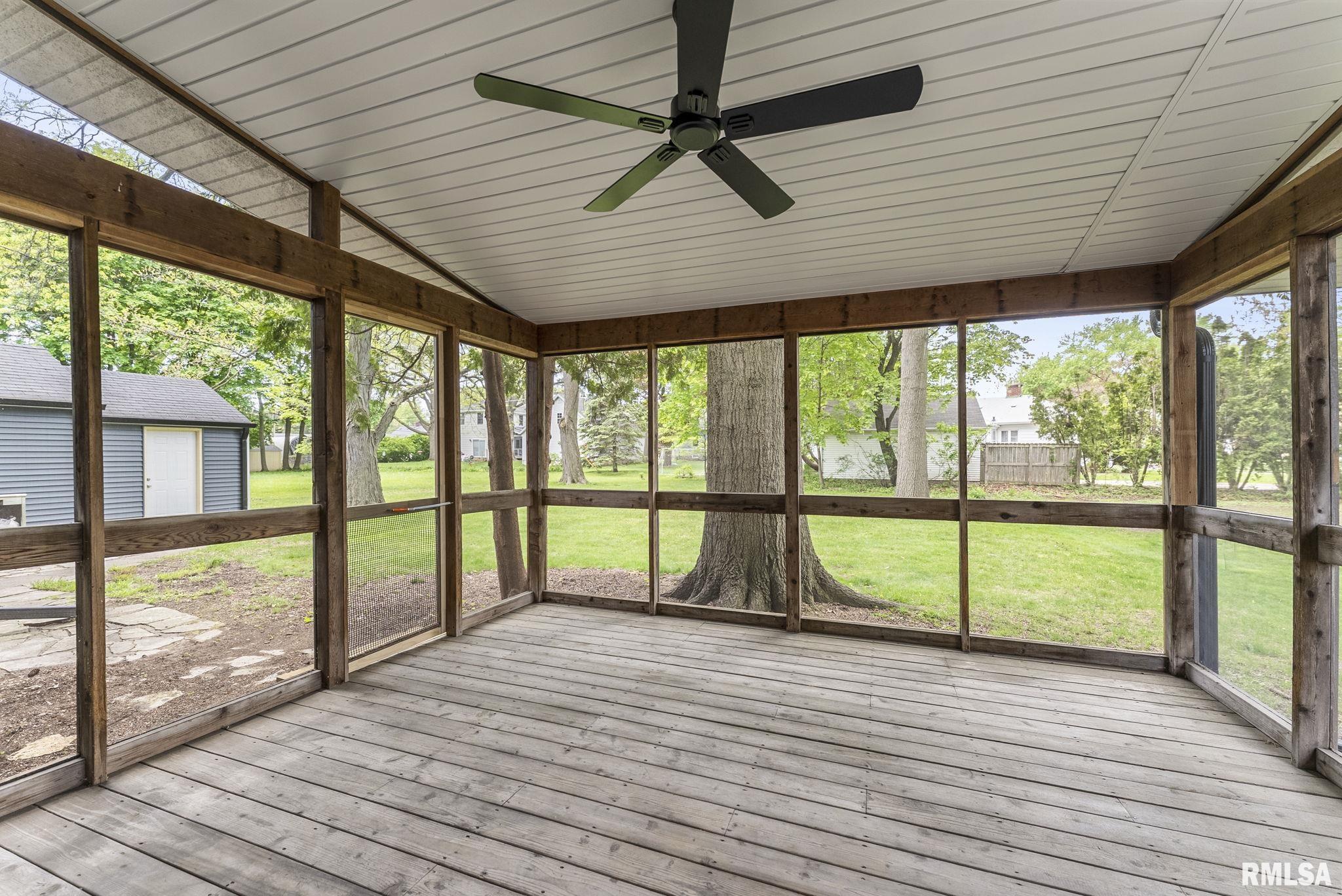 1606 Coffelt Avenue, Davenport, Iowa image 12