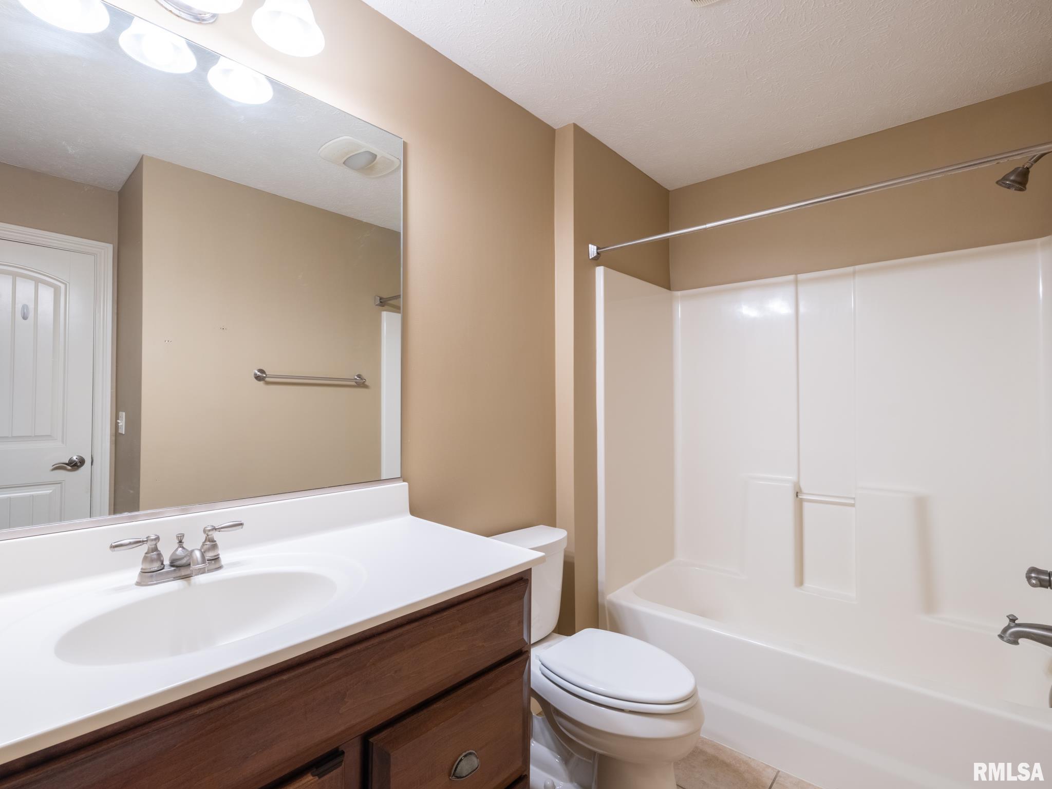 2621 W Carlisle Lane, Dunlap, Illinois image 41