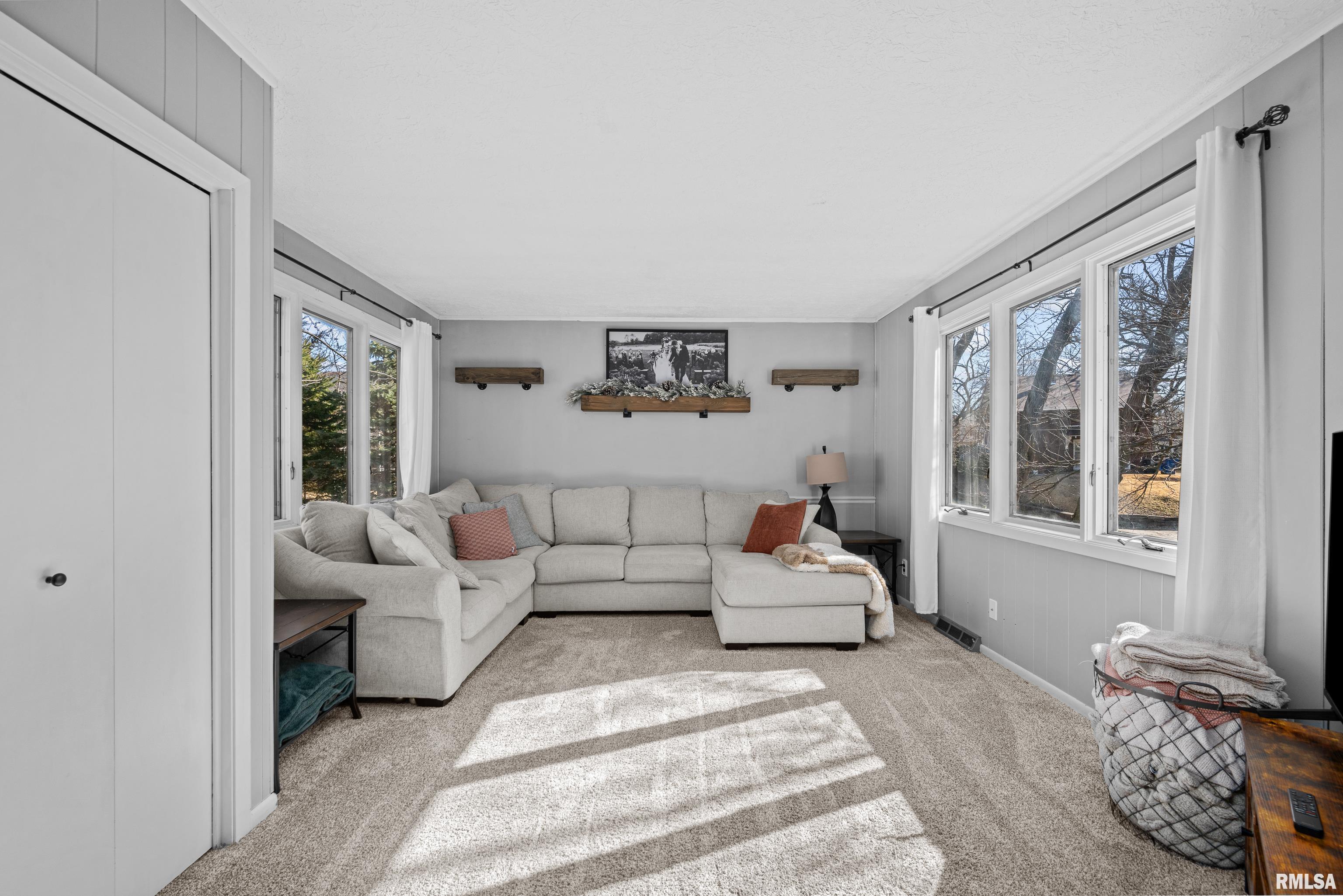 1119 24th Avenue, Moline, Illinois image 9