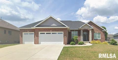 Homes For Sale - 4135 Newbury Lane<br/> Sangamon County, Springfield, IL 62711