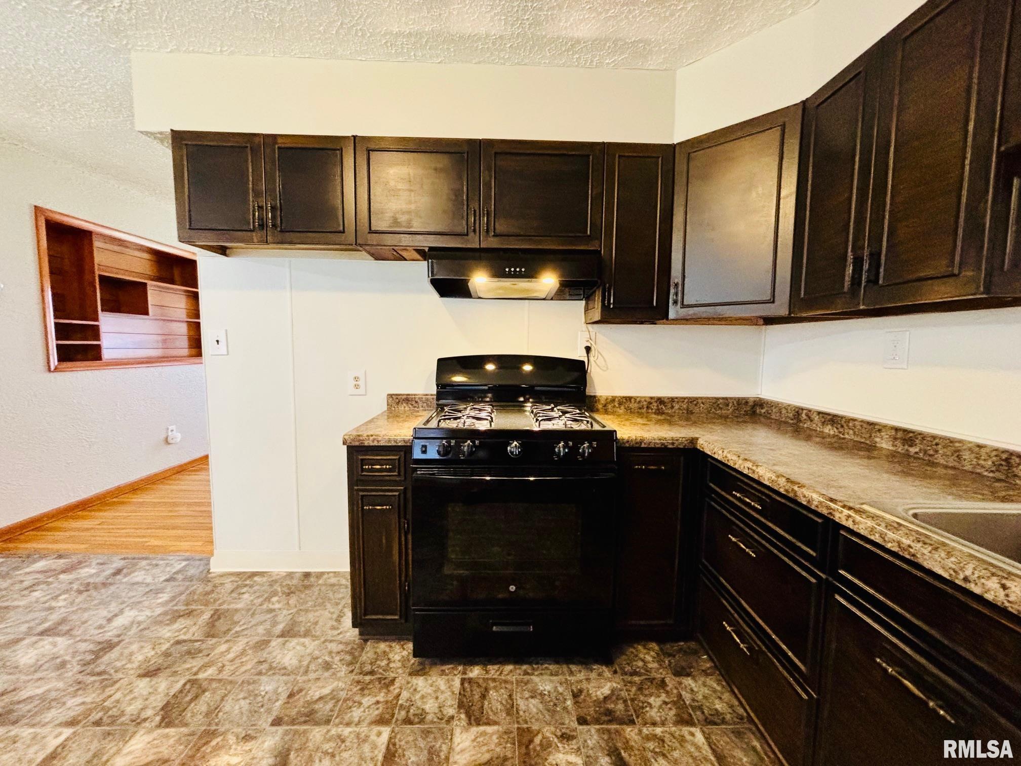 2619 W Scenic Drive, Peoria, Illinois image 8