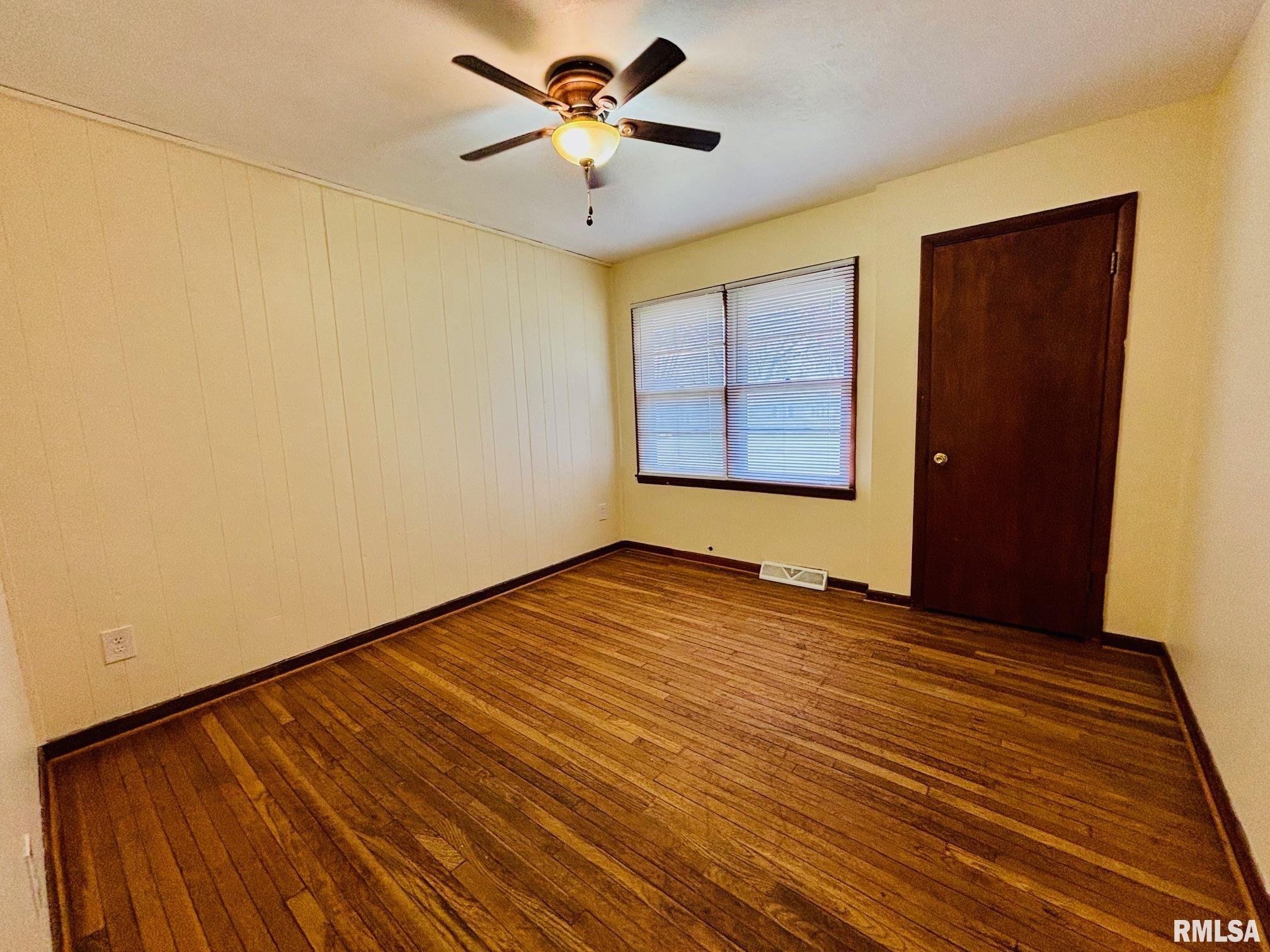 2619 W Scenic Drive, Peoria, Illinois image 19