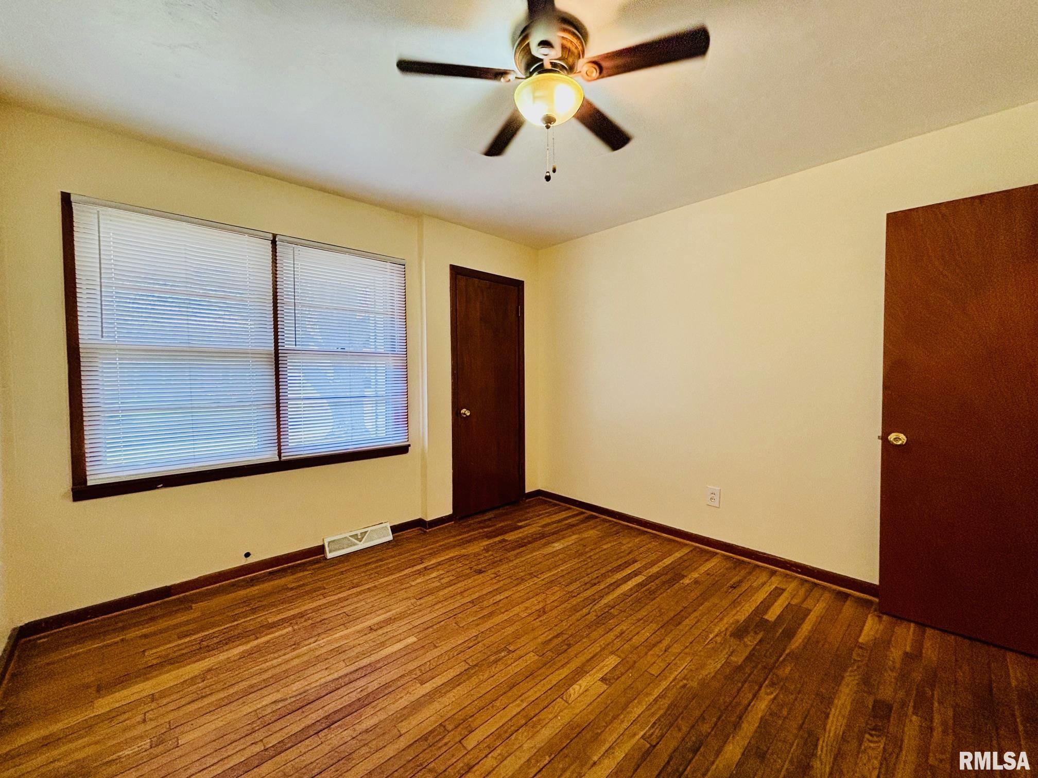 2619 W Scenic Drive, Peoria, Illinois image 18