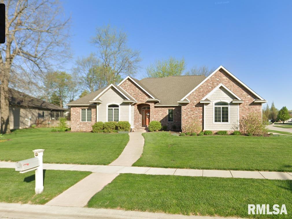 501 Chase Haven Drive, Rochester, Illinois image 1
