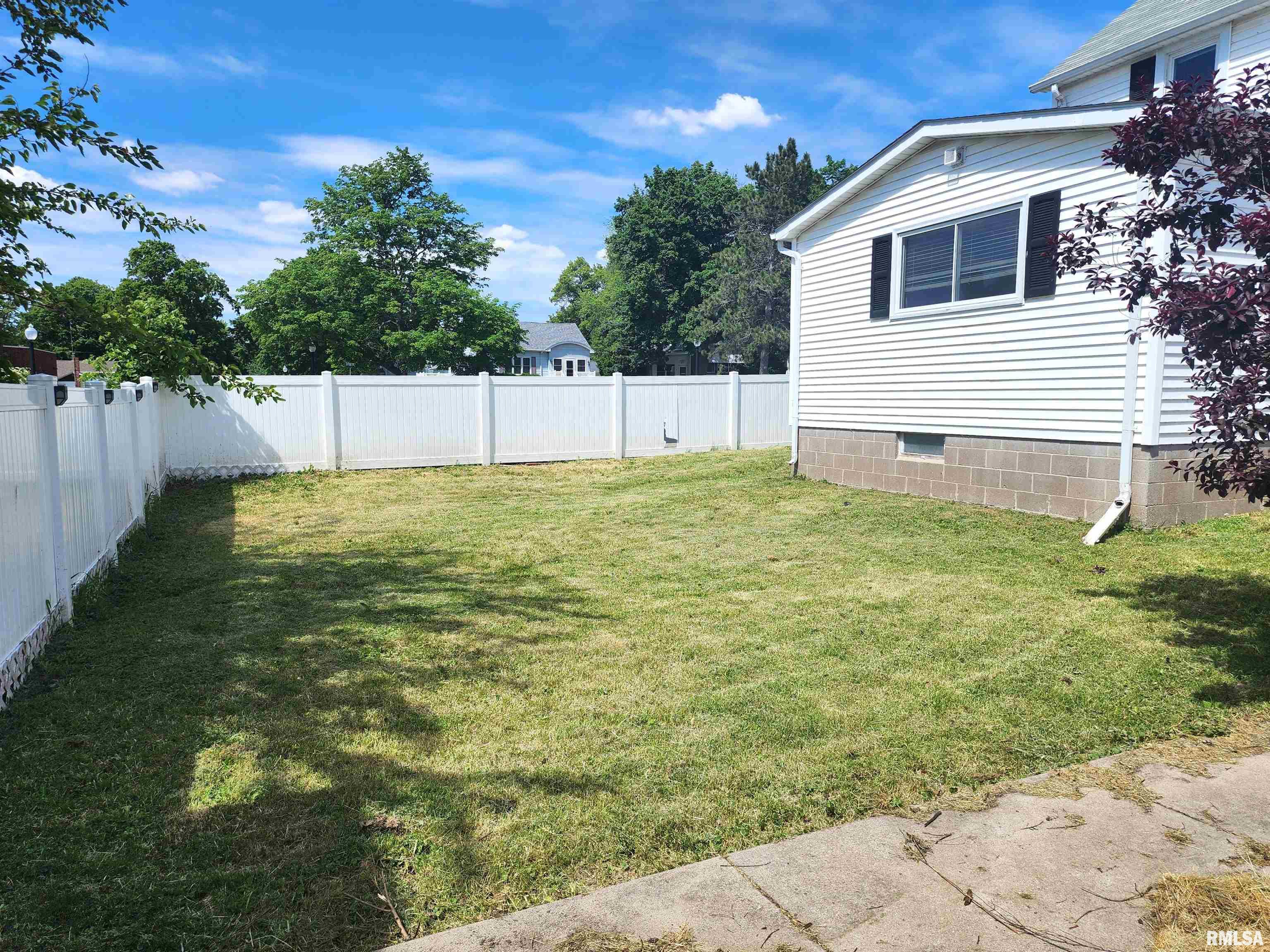 215 N Oakwood Avenue, Geneseo, Illinois image 21