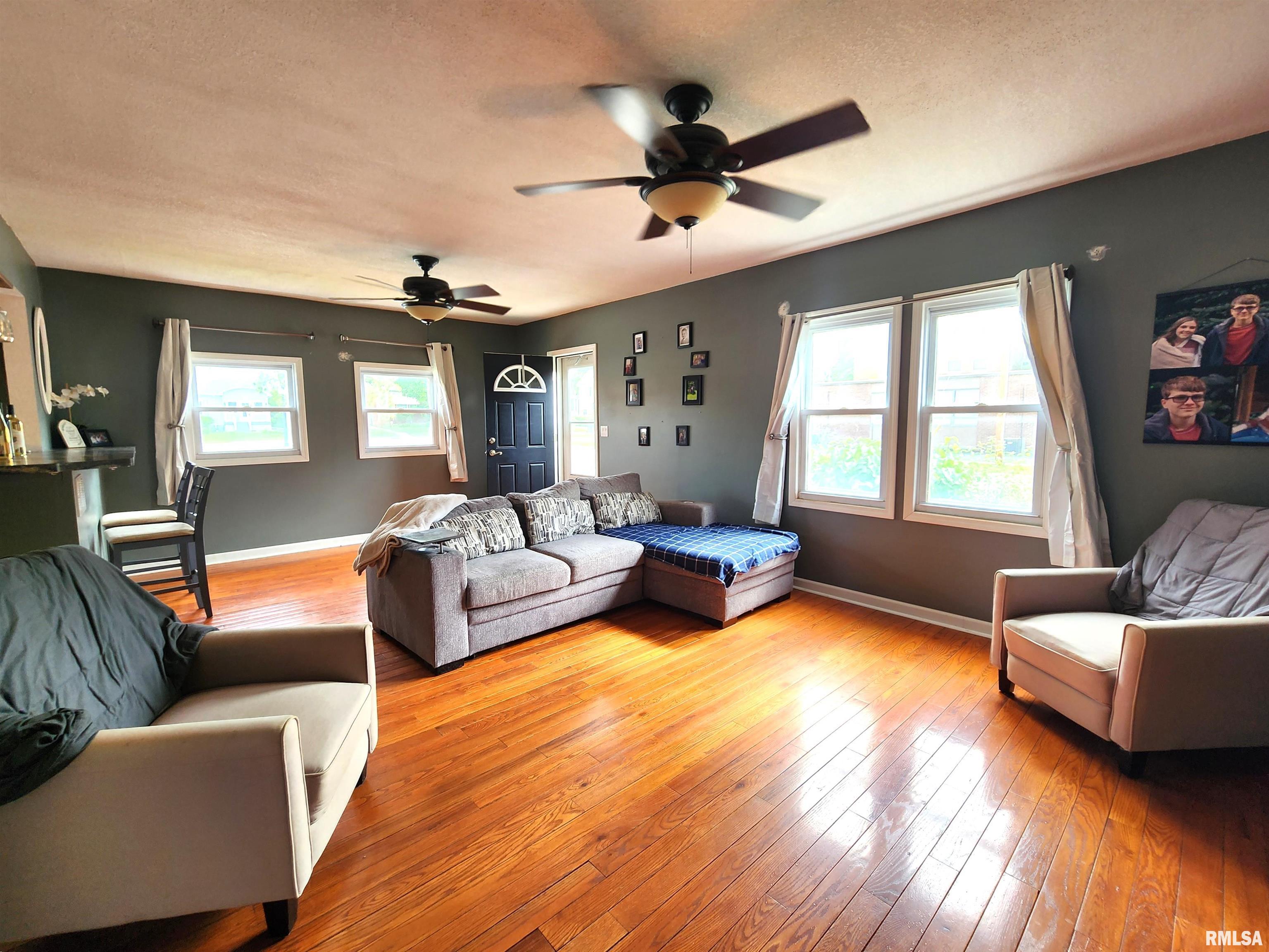 215 N Oakwood Avenue, Geneseo, Illinois image 8