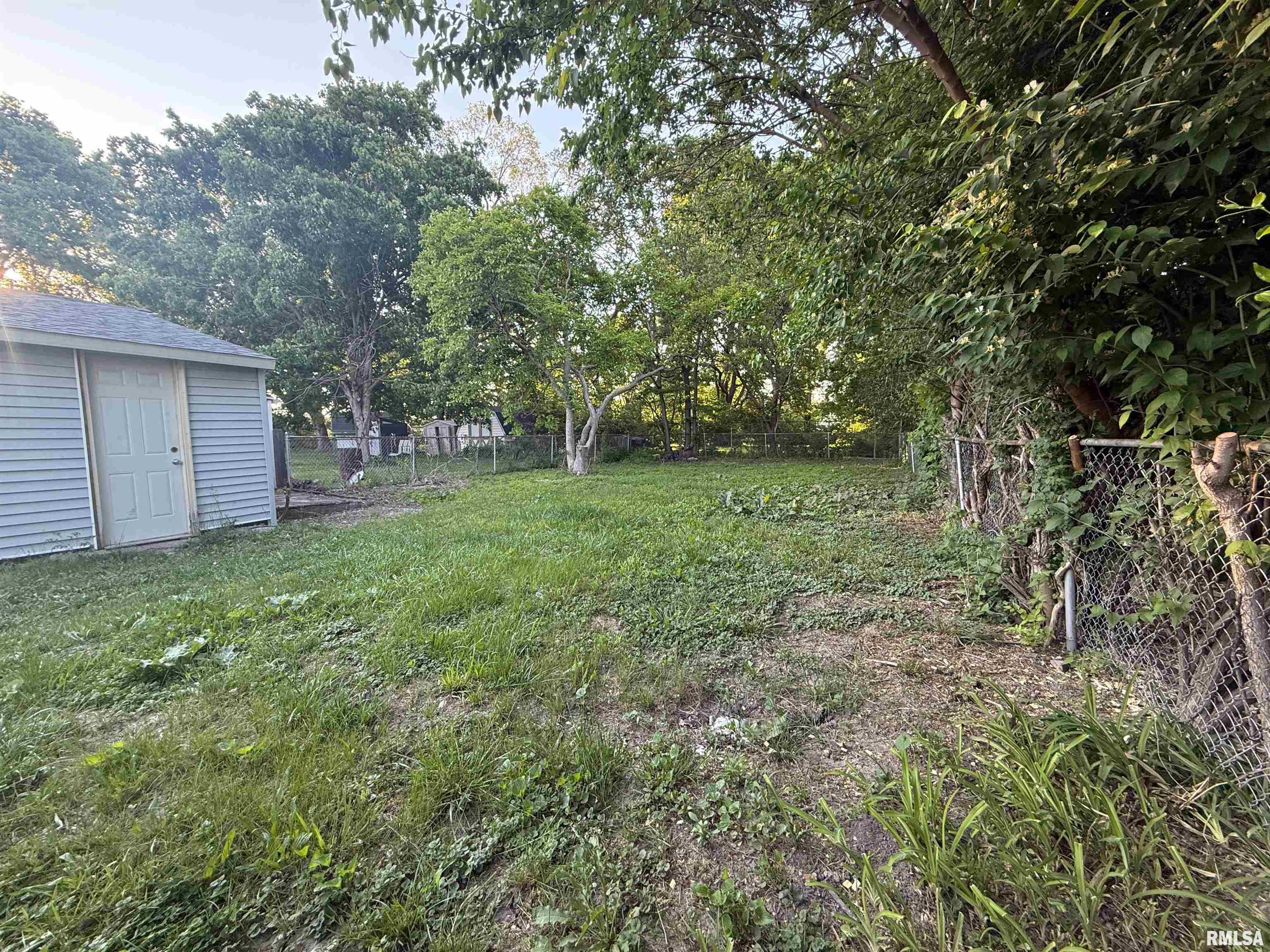 528 Cass Street, East Peoria, Illinois image 8