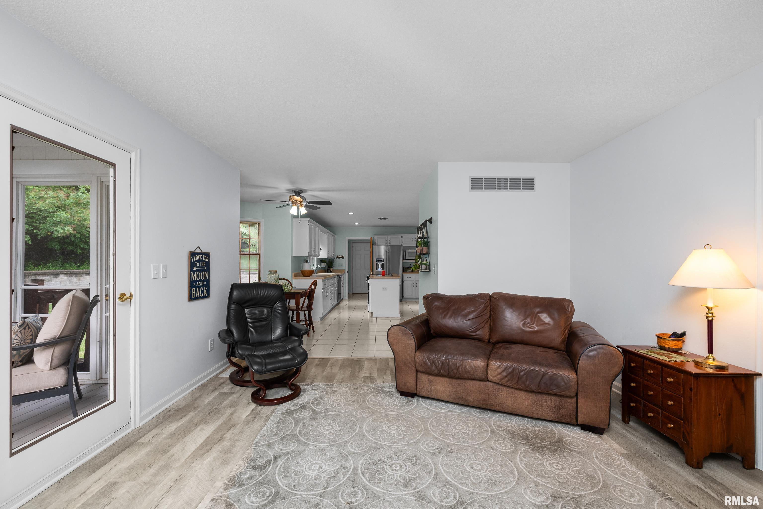 3513 33rd Street Court, Moline, Illinois image 10