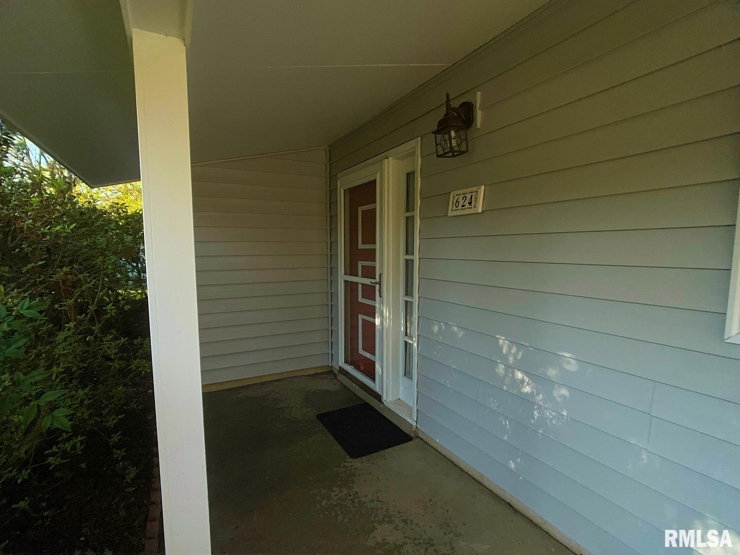 624 S Glenview Drive, Carbondale, Illinois image 3