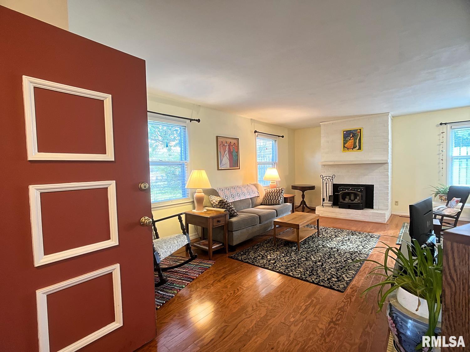 624 S Glenview Drive, Carbondale, Illinois image 4