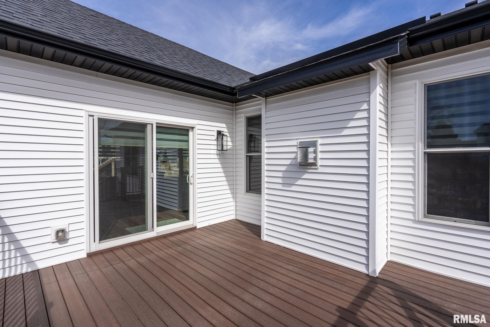 6452 Fairhaven Court, Davenport, Iowa image 39